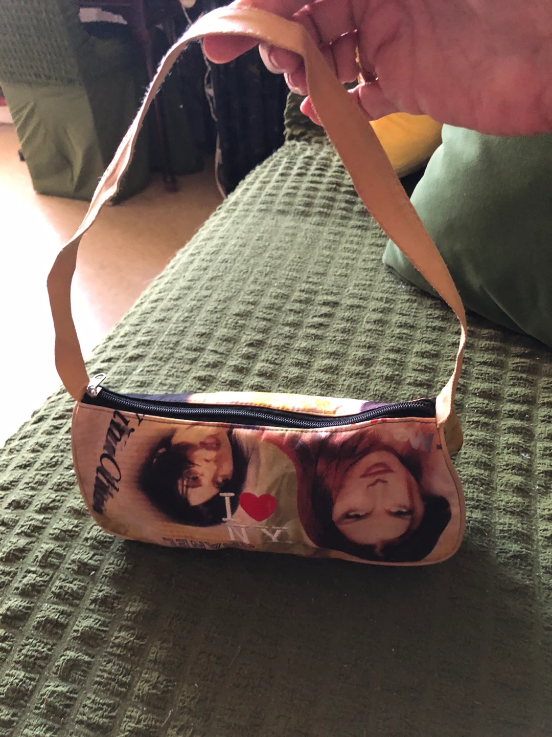 Graphic Print Shoulder Bag