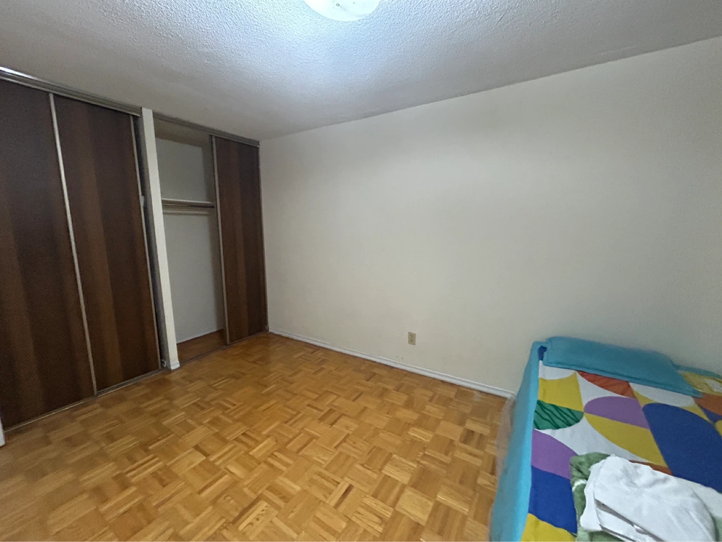 Room available - photo 2