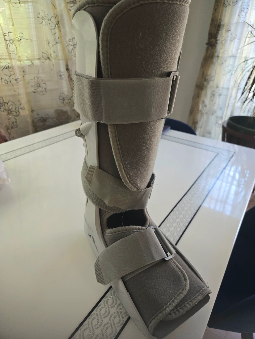 Aircast Walker Boot