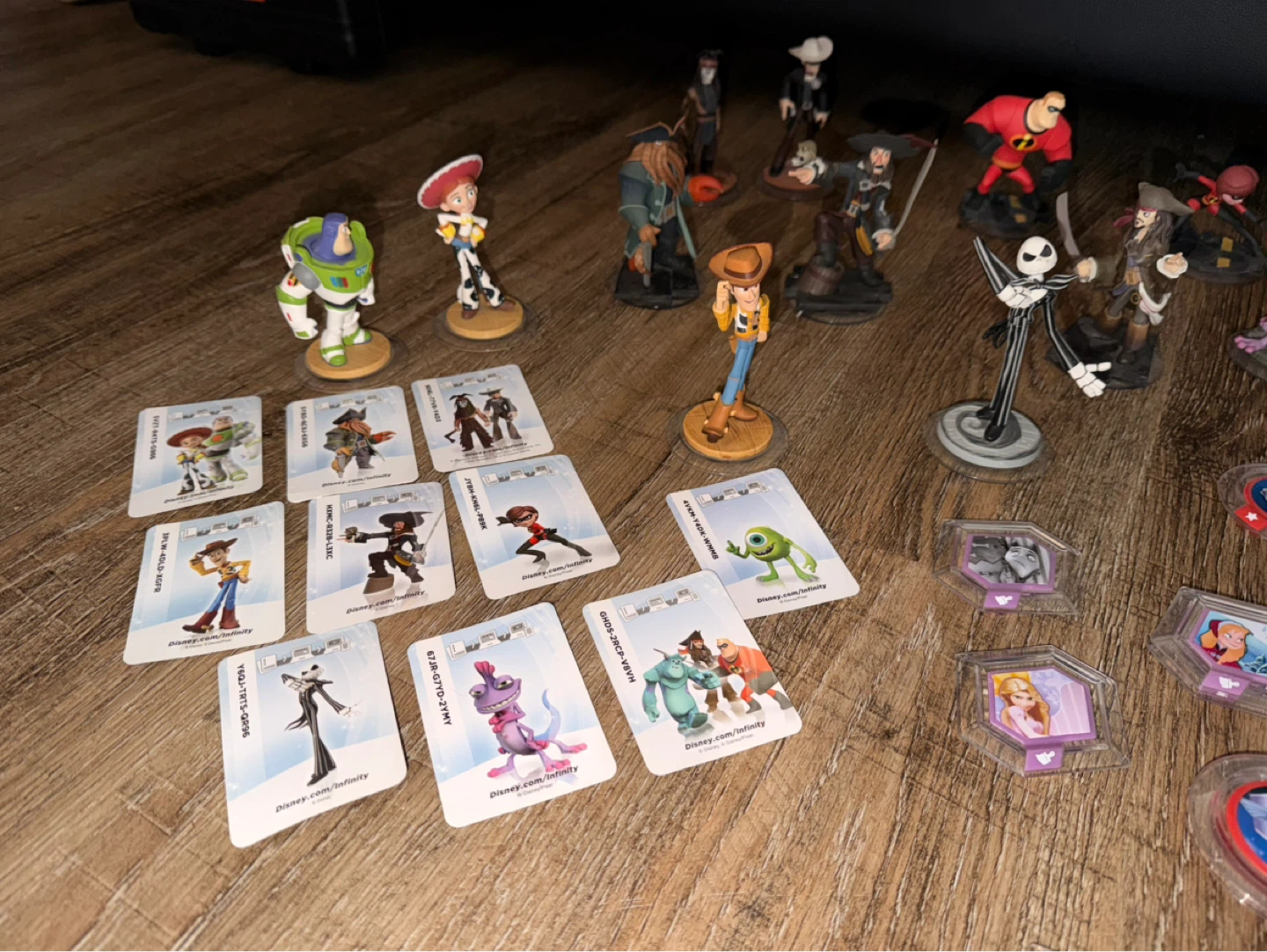 Disney Infinity Xbox 360 Bundle - photo 3