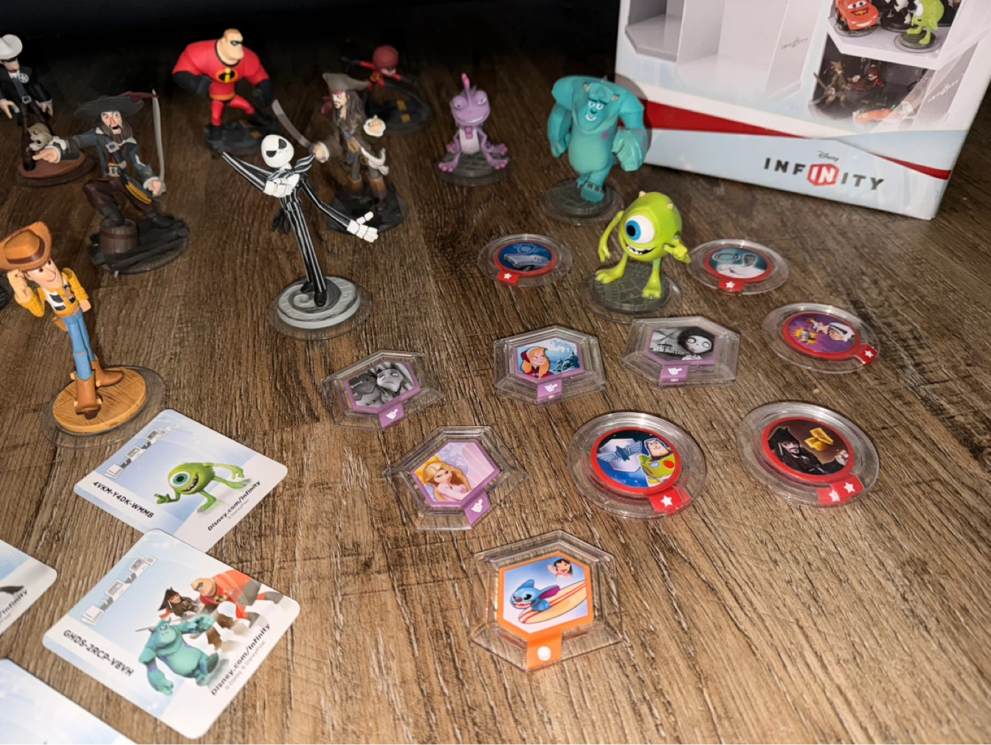 Disney Infinity Xbox 360 Bundle - photo 2