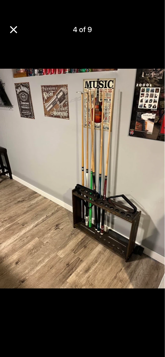 Set of 4 Billiard Cues and Cue Rack pool table - photo 4