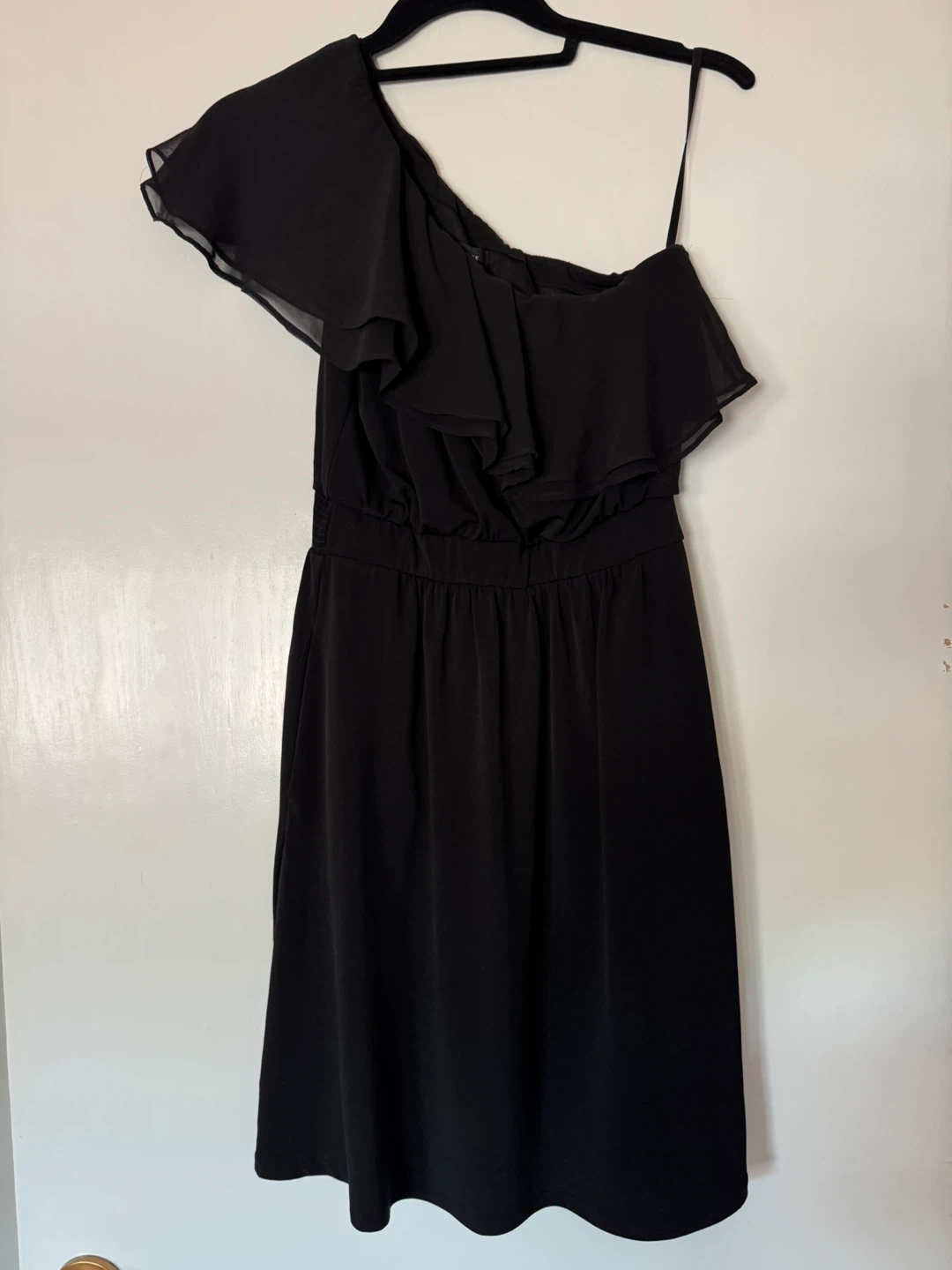 White House Black Market Black One Shoulder Ruffle Dress Size 4