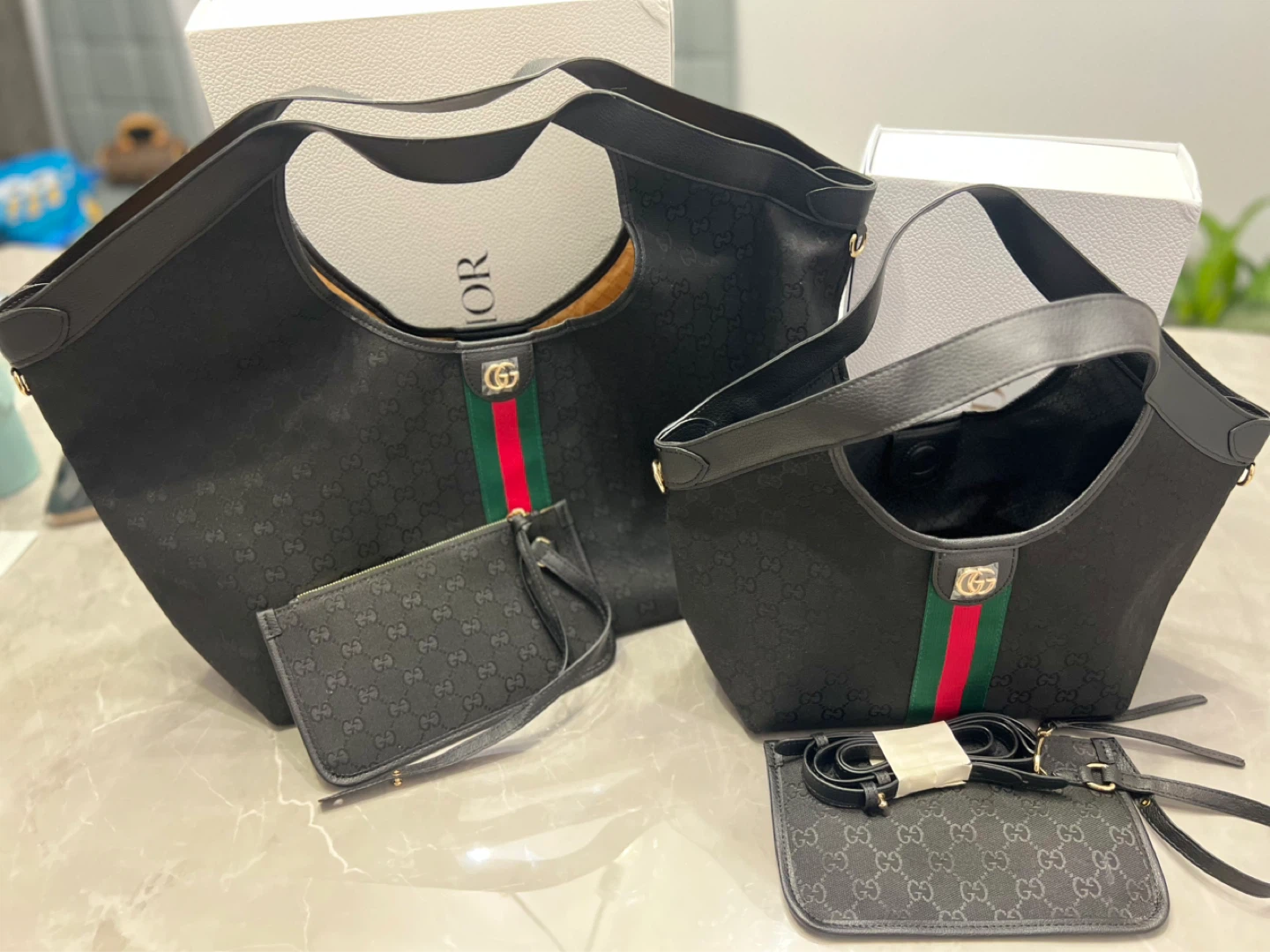 Black Gucci Hobo Bag with Pouch - photo 2