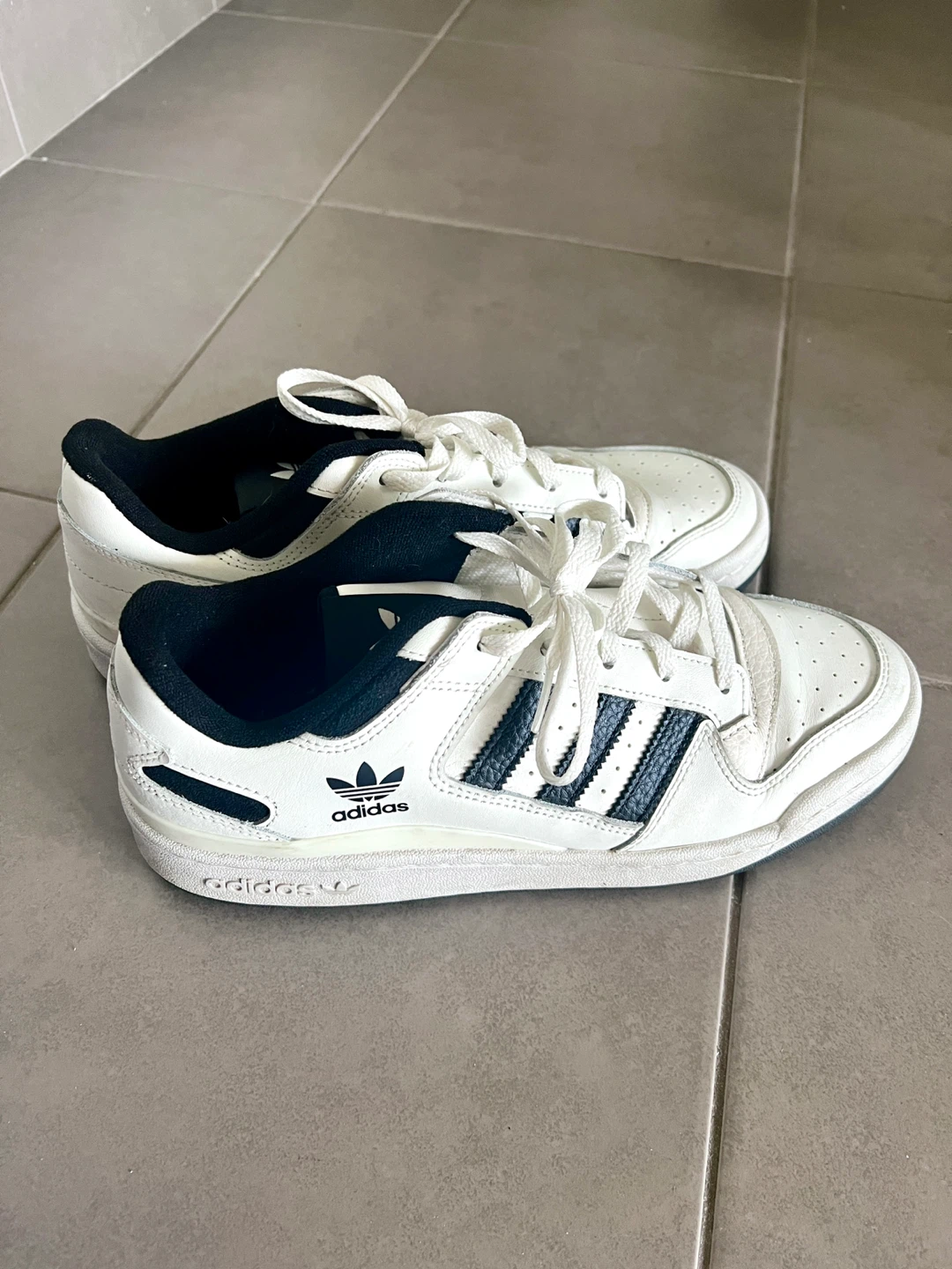 Adidas Forum Low CL Shoes Men's Size 10 - photo 2