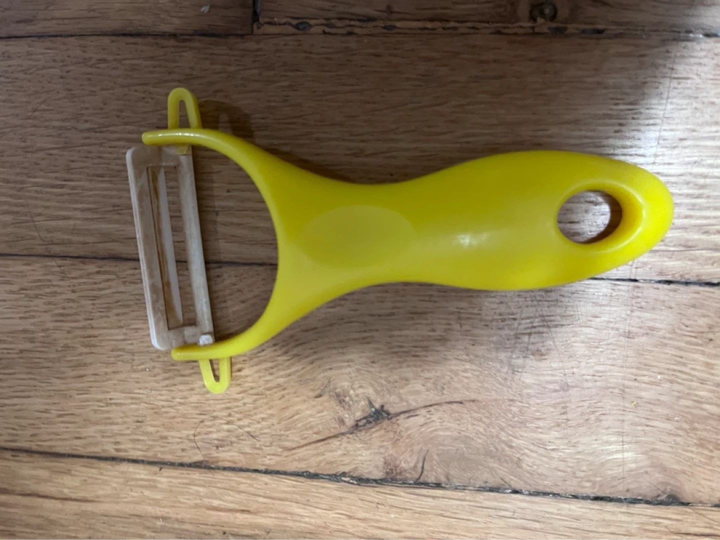 Yellow Swivel Peeler for Fruits and Vegetables