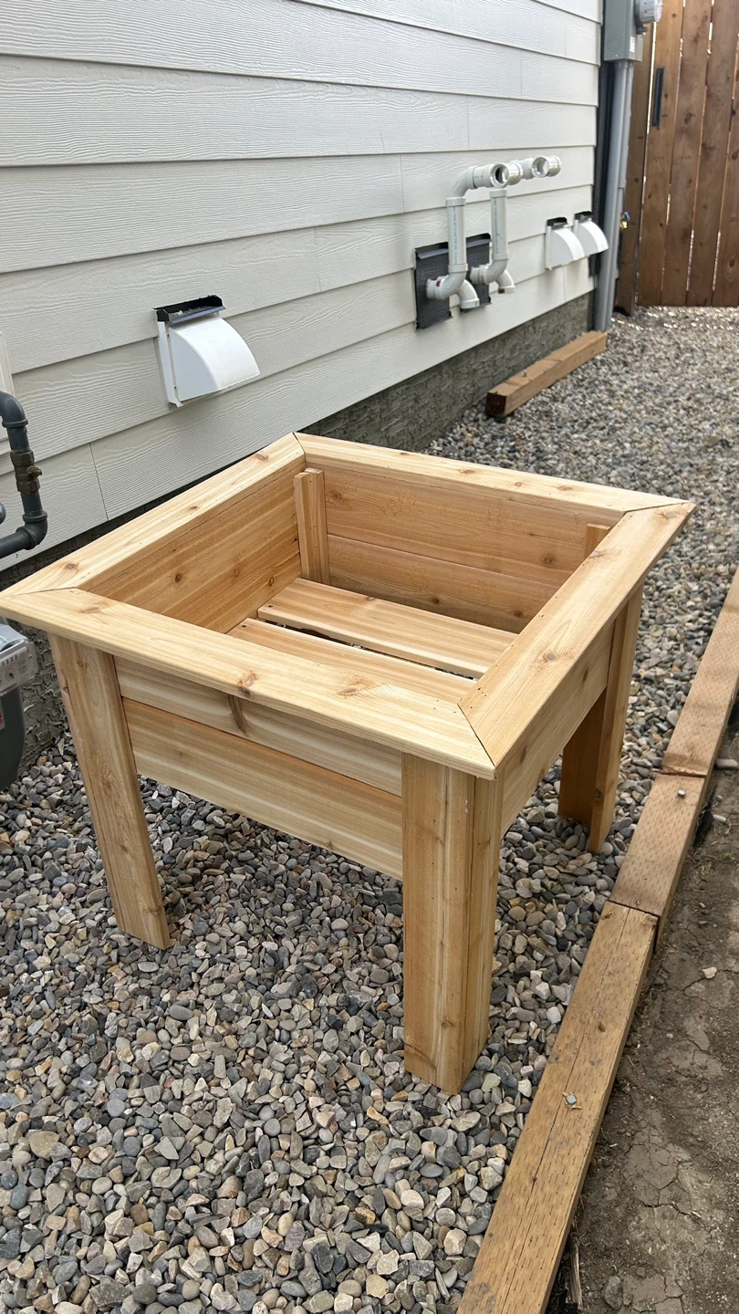 Cedar Raised Garden Planter Box