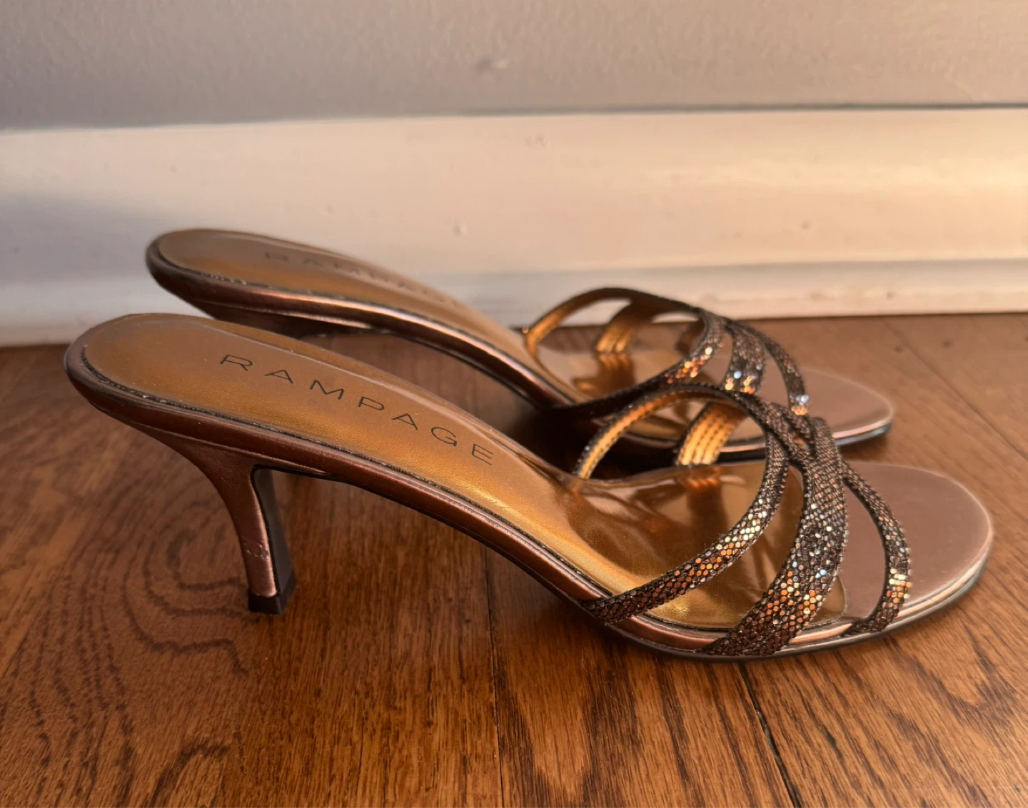 Rampage "Frankie" Bronze Sparkle Heeled Sandals Size 6.5 - photo 2
