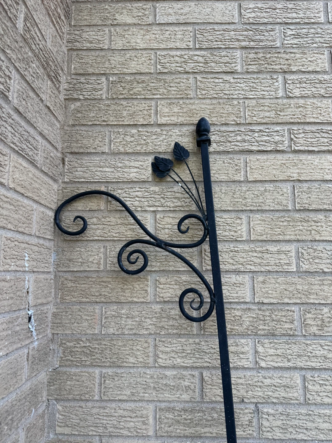 Plant Holders- 2 - photo 3