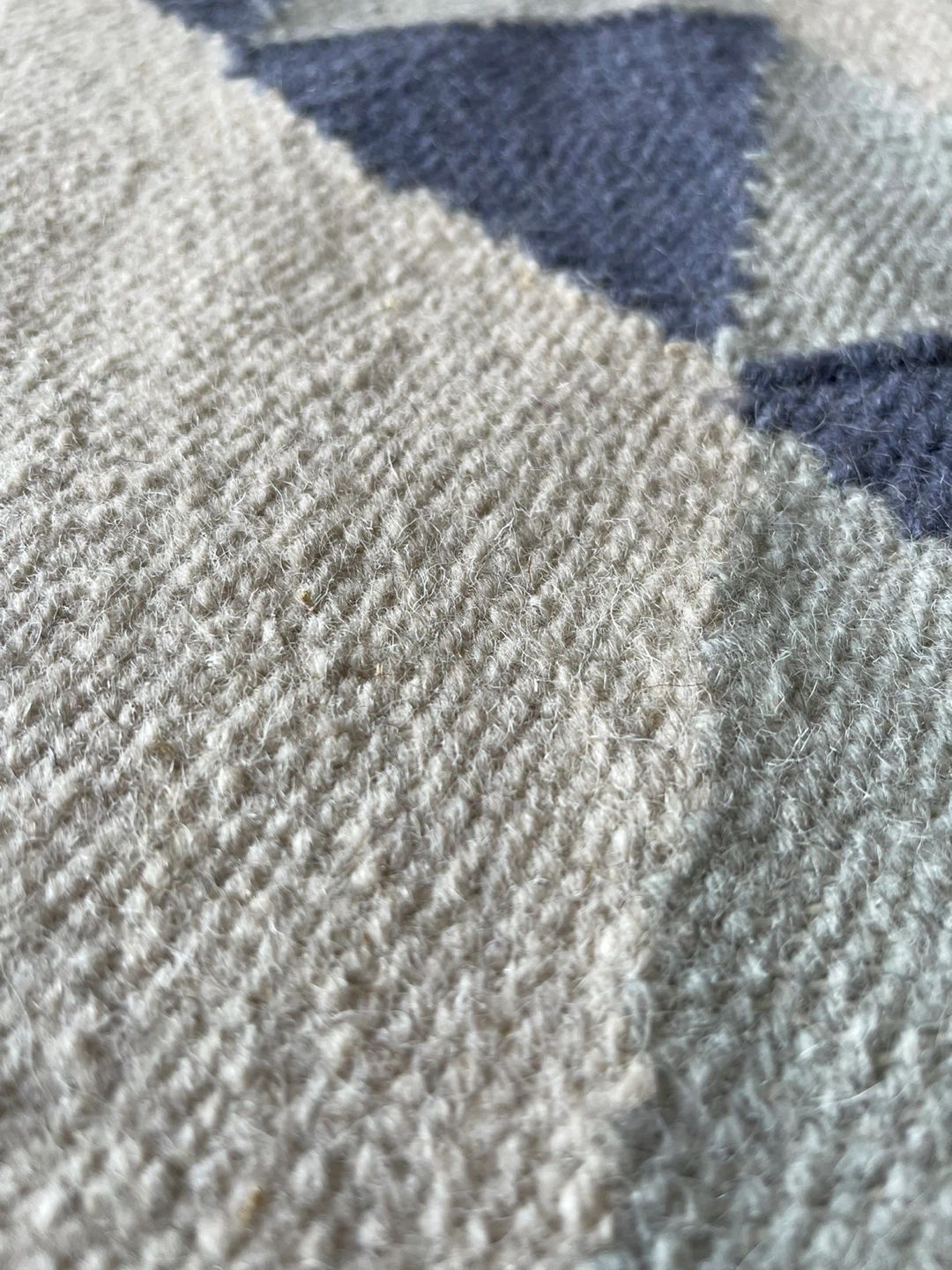 Area Rug hand loom 100 percent wool - photo 2