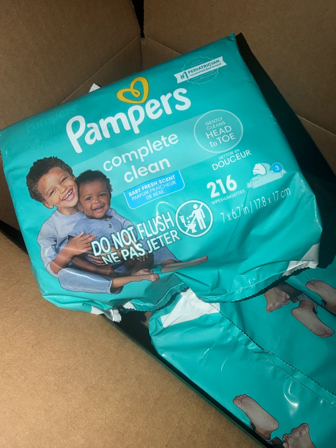 Pampers complete clean wipes