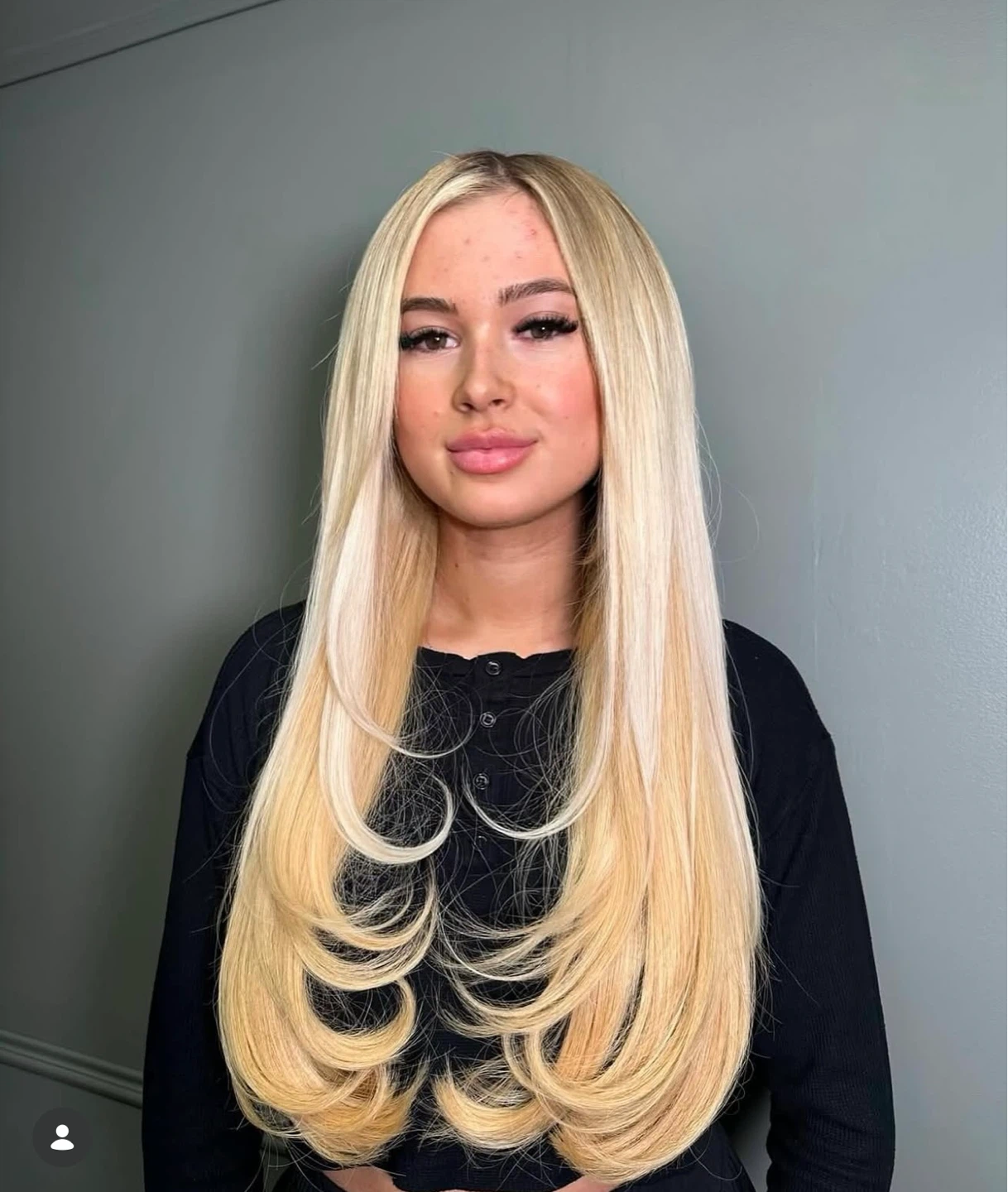 Women's Long Blonde Layered Extensions