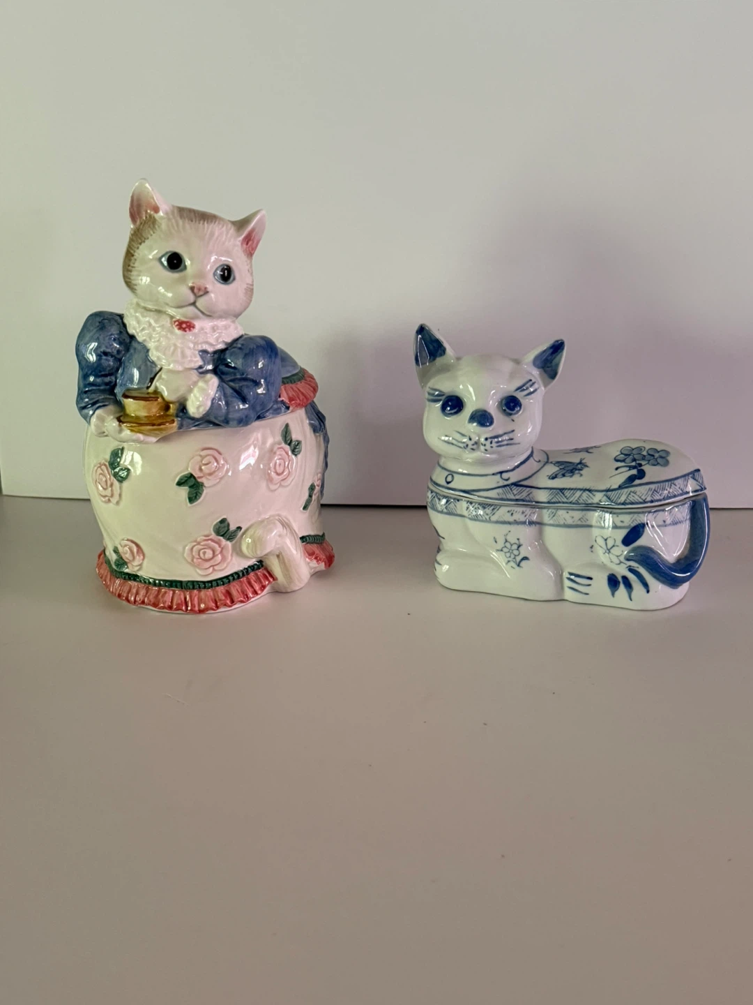 Ceramic cat trinket boxes