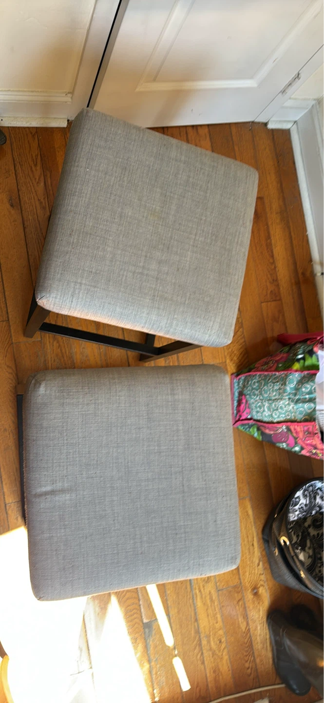 Set of 2 Gray Upholstered Bar Stools - photo 2