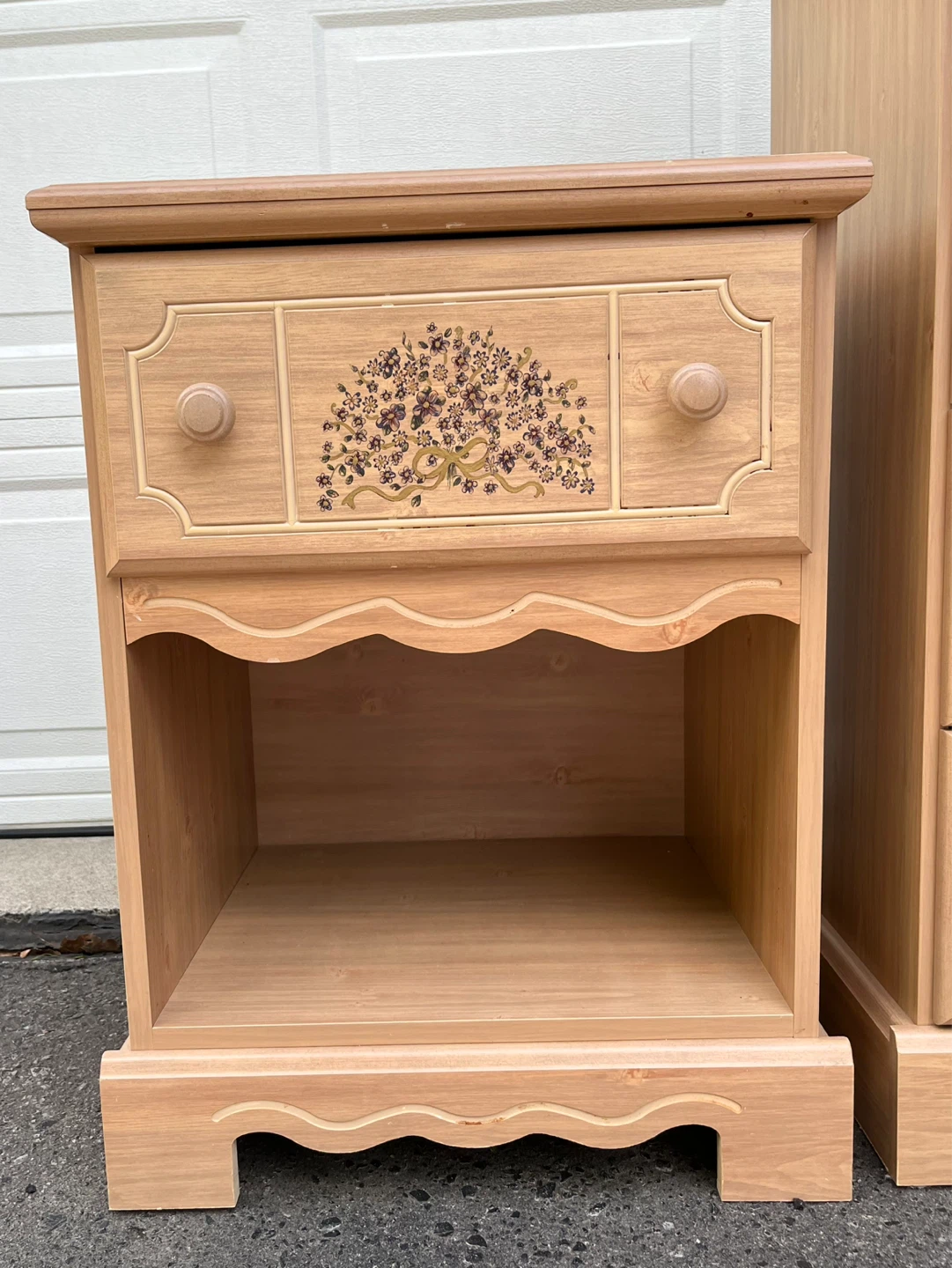 Dresser drawers and Night Stand - photo 2
