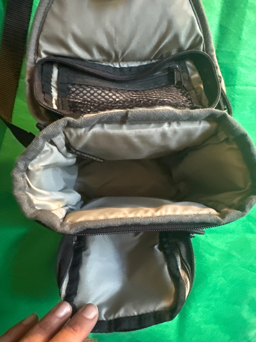 Lowepro Camera Bag - photo 3