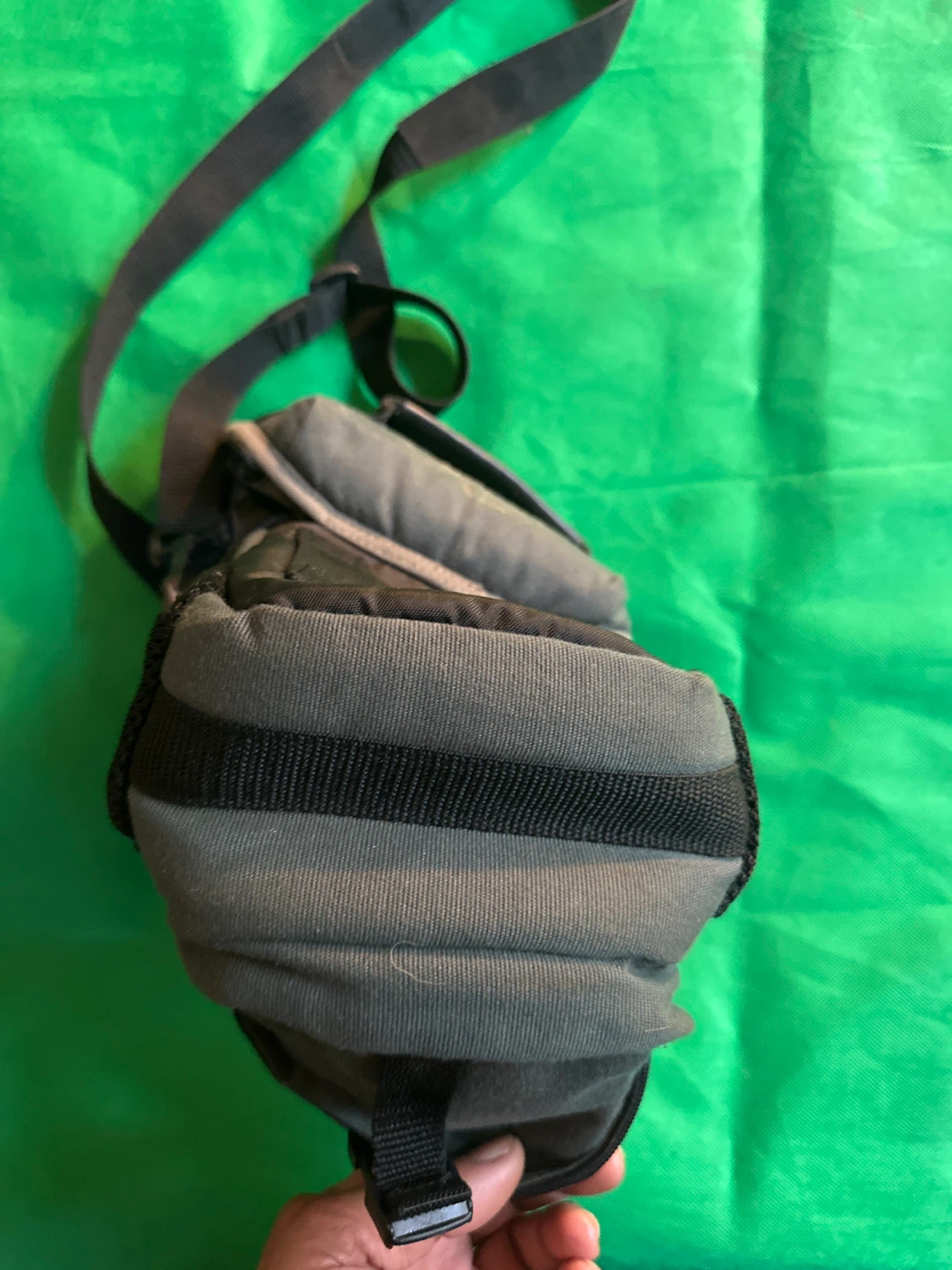 Lowepro Camera Bag - photo 4