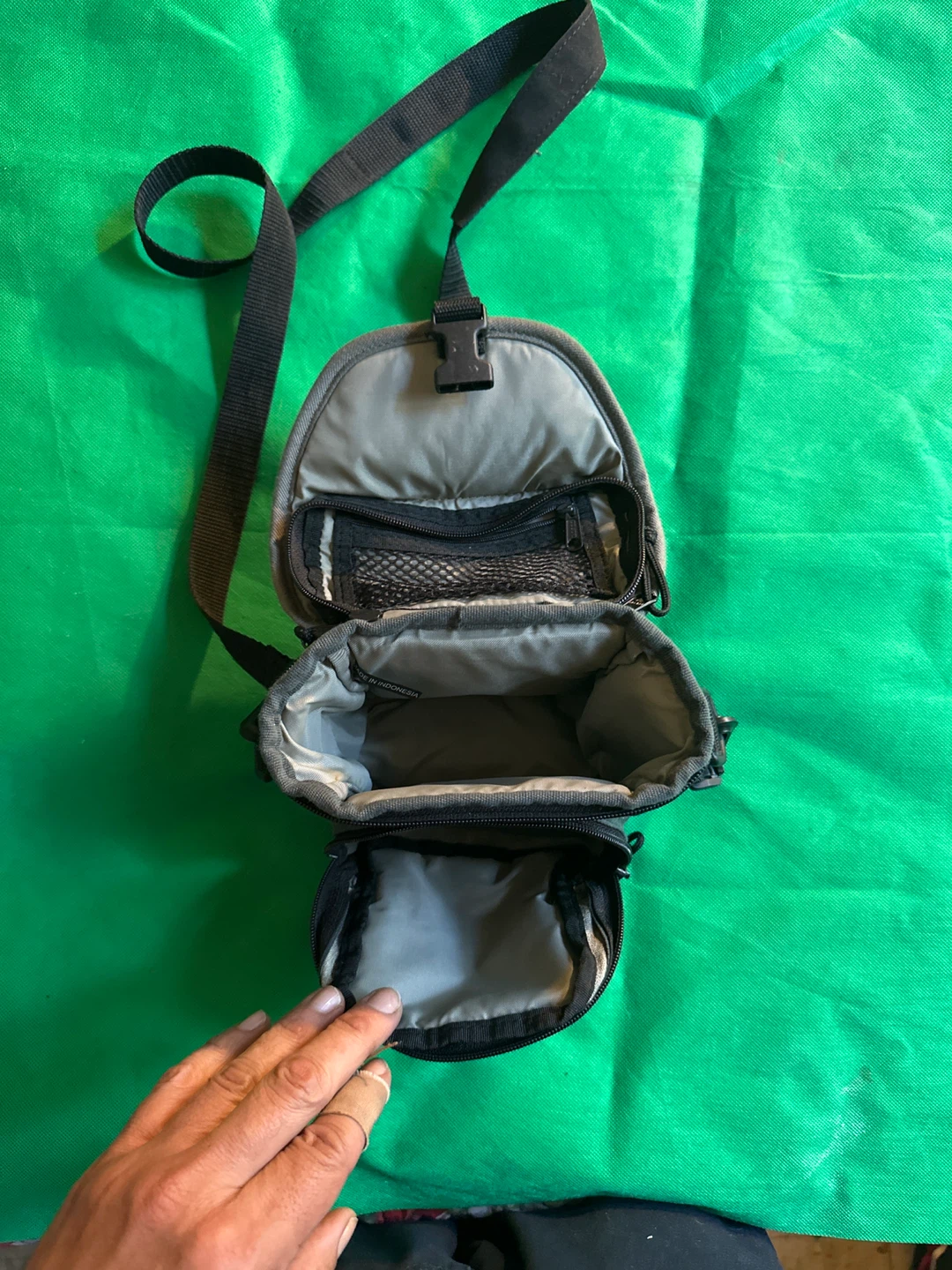 Lowepro Camera Bag - photo 2