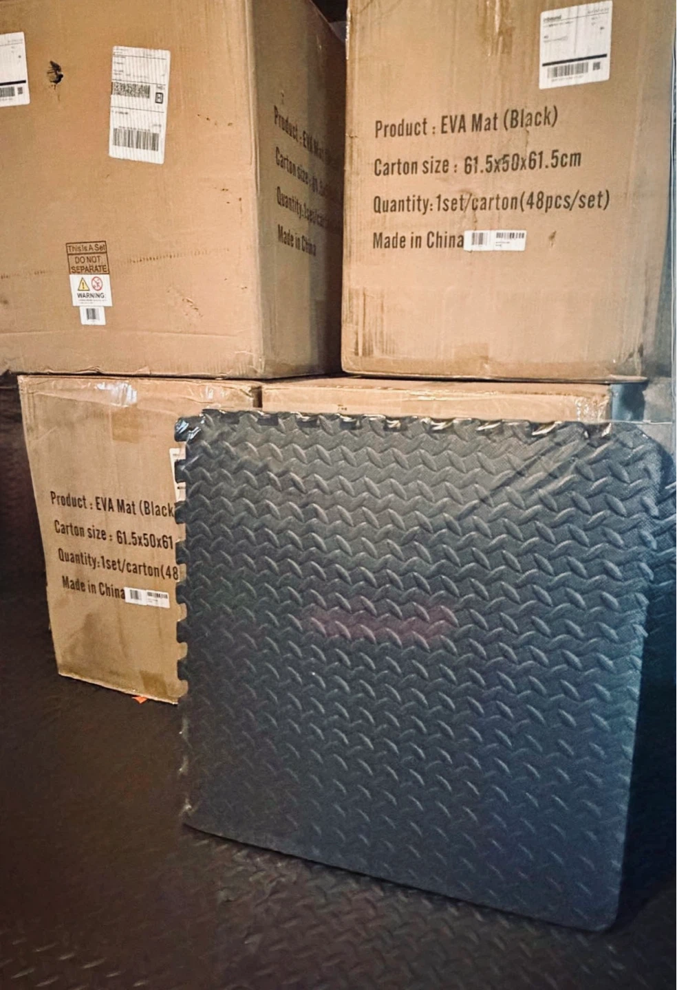 Priced to sell!!! Brand New 24” x 24” Interlocking Tile Mats!