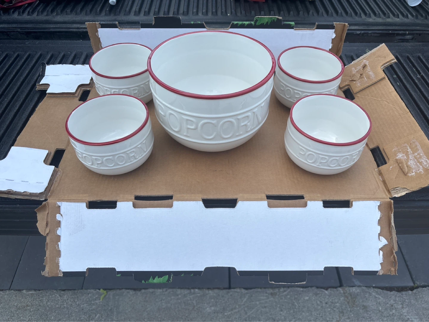 Popcorn Bowls Set - White with Red Trim
