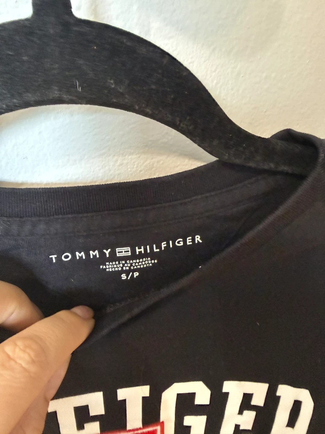 Men’s Tommy Hilfiger Black T-Shirt - photo 3