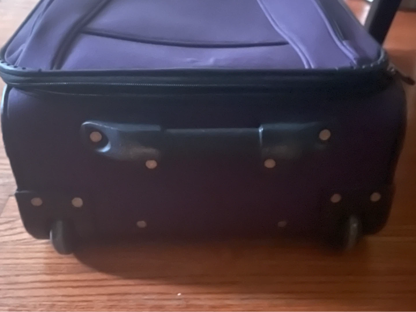 Purple Air Canada Rolling Suitcase