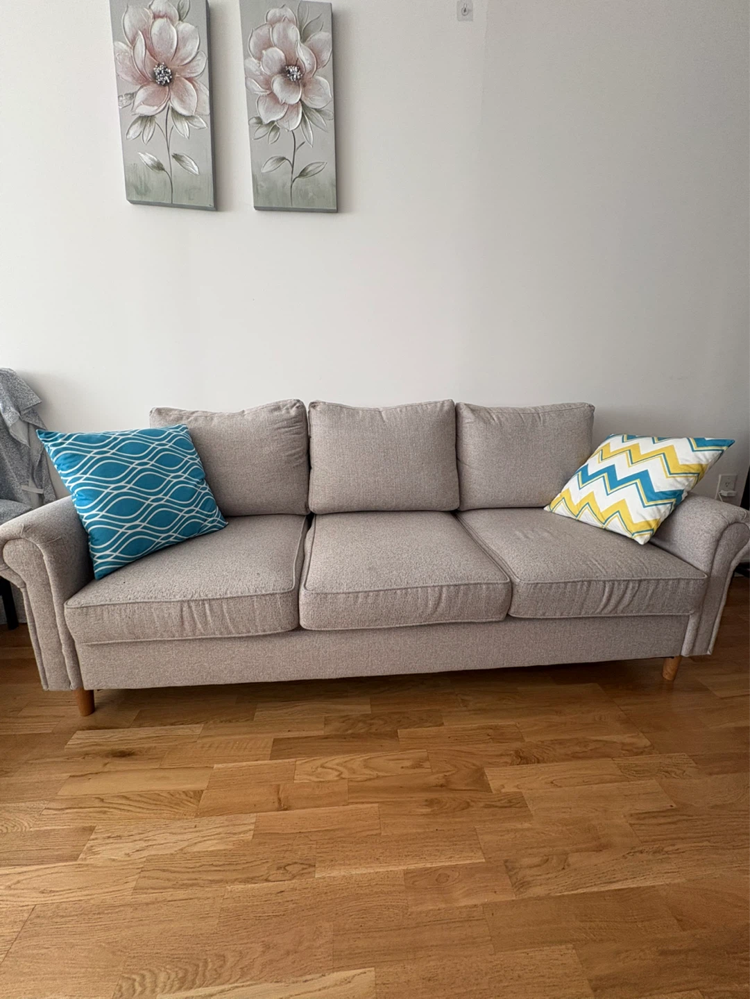 Zinus 80" Modern Oatmeal Beige 3-Seater Sofa