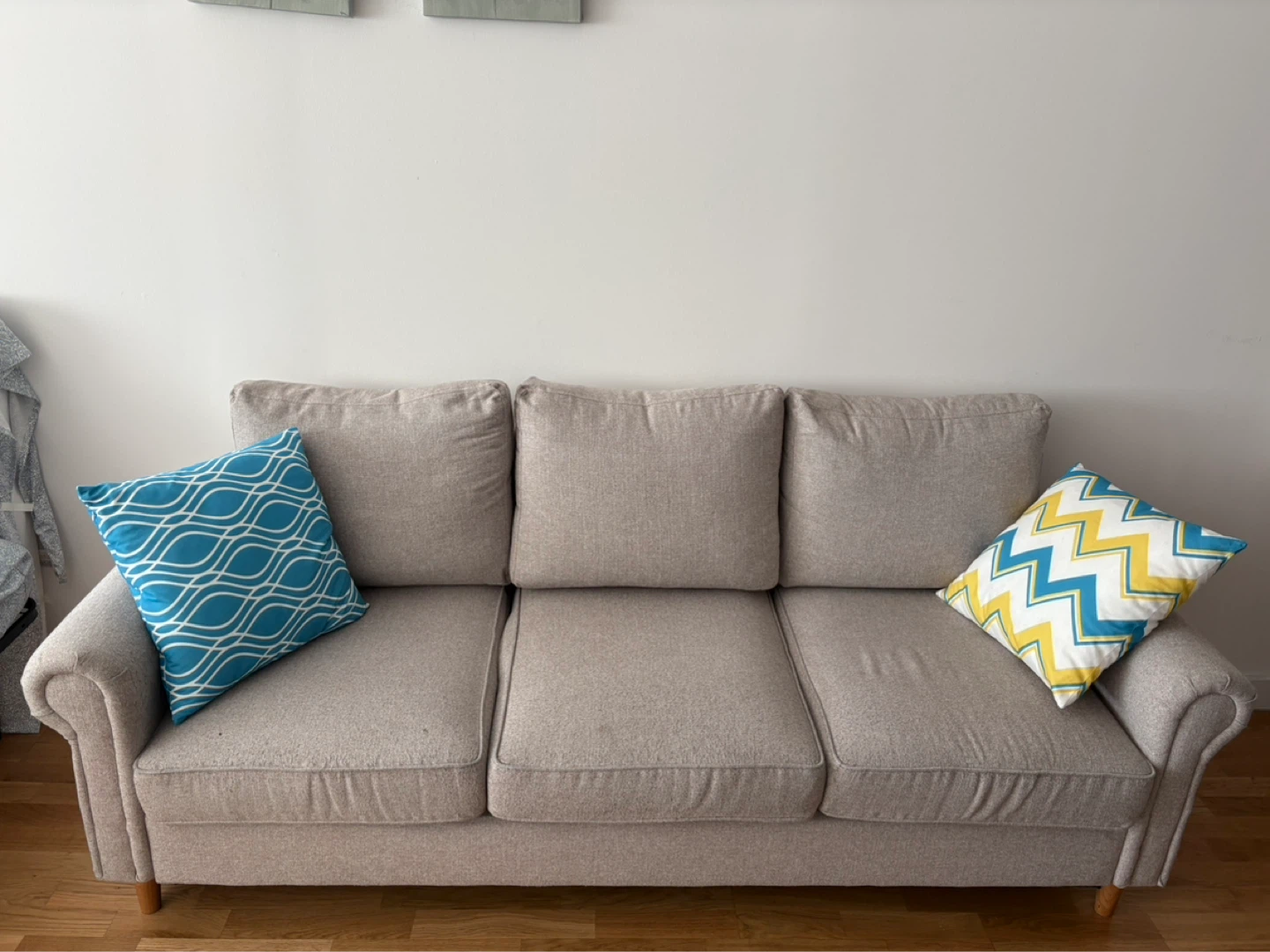Zinus 80" Modern Oatmeal Beige 3-Seater Sofa - photo 4