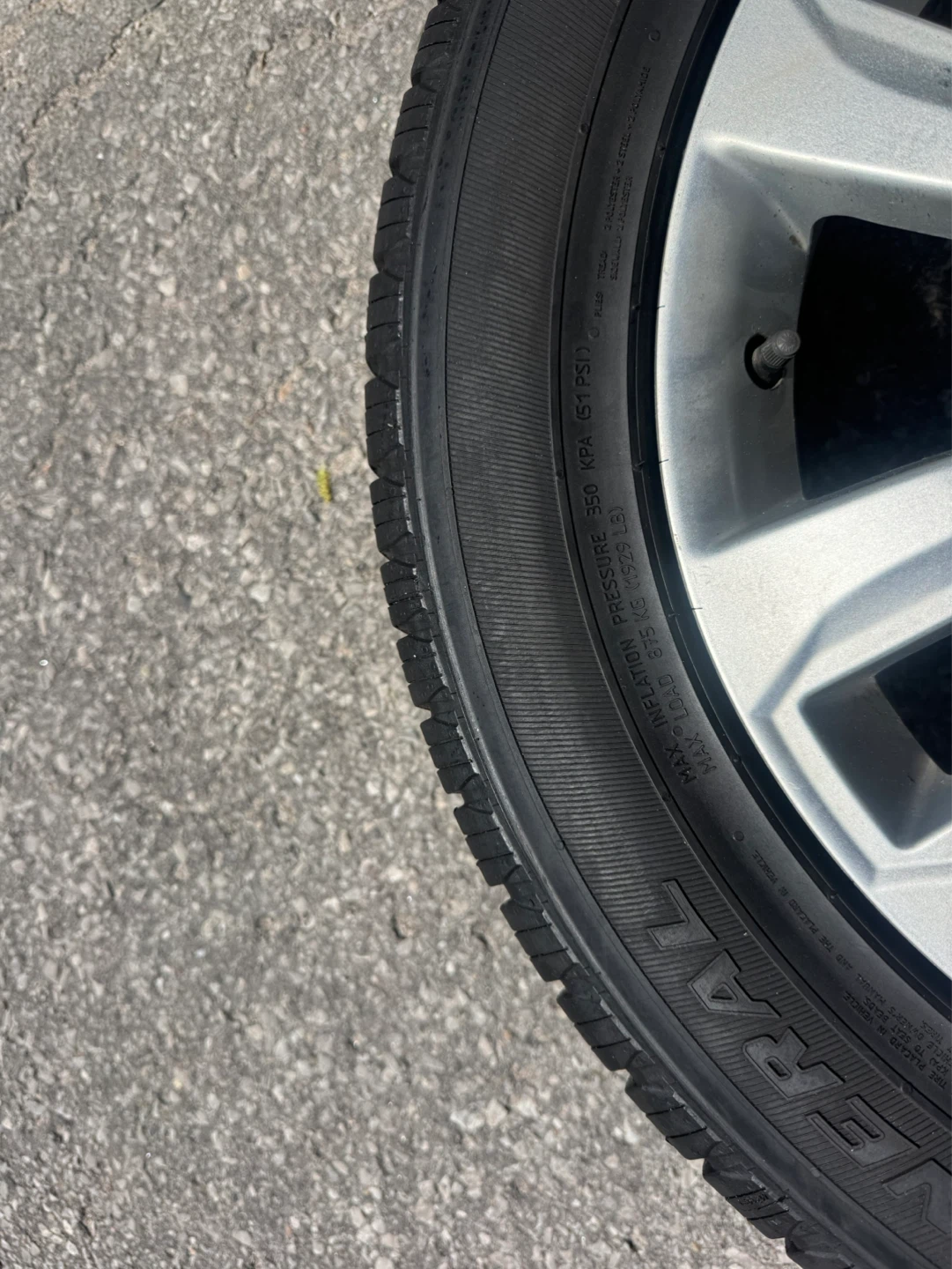 All season Tires Size 235/60/R18. - photo 3
