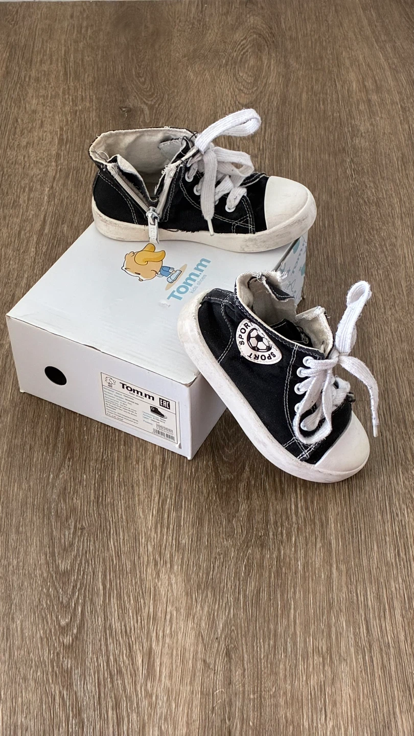 Kids’ shoes - photo 3