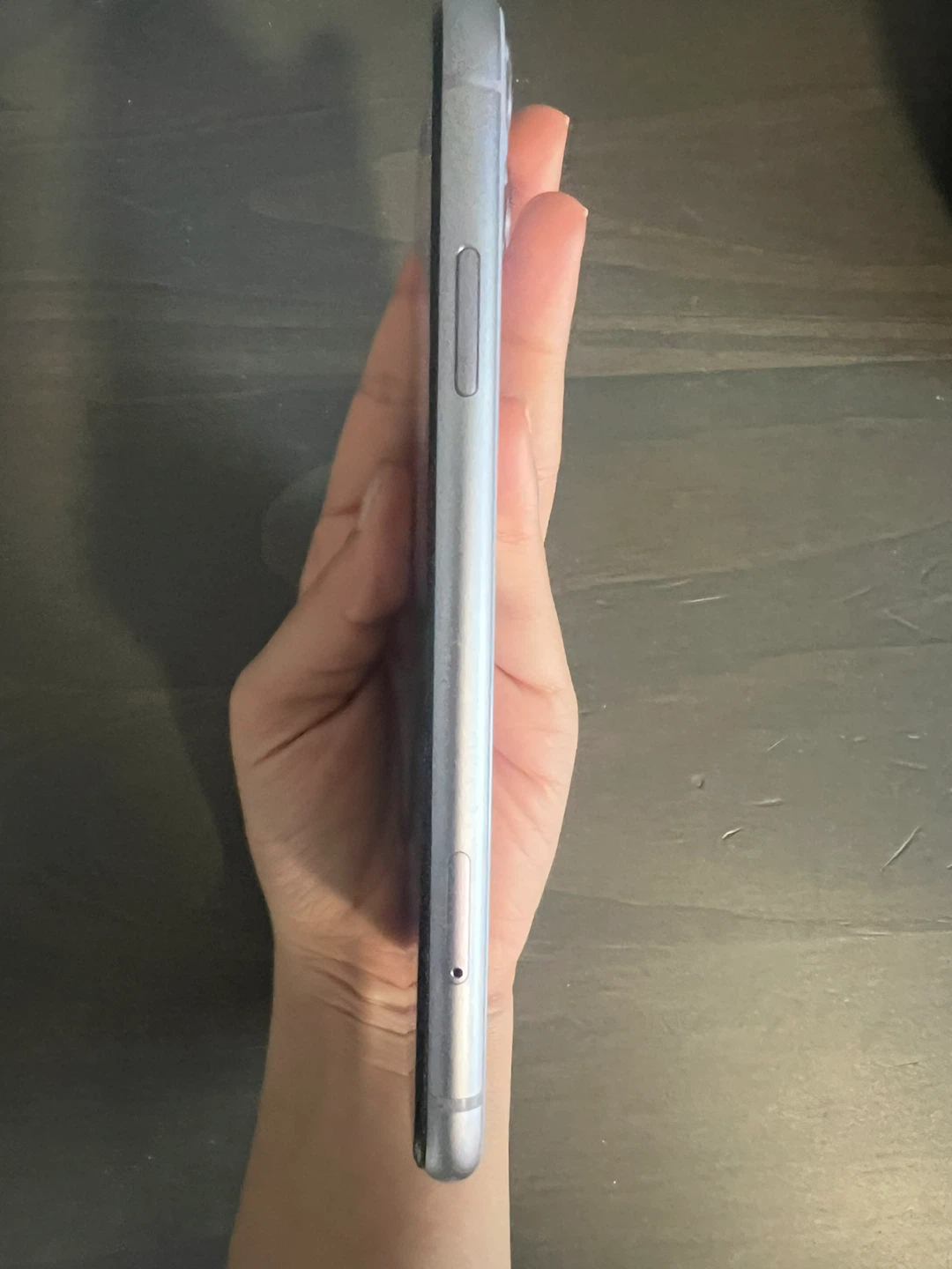 iPhone 11 - Purple - photo 3