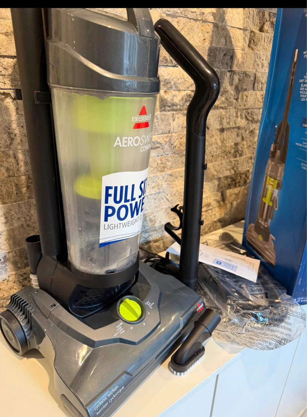 Bissell AeroSwift Compact Upright Bagless Vacuum - photo 4