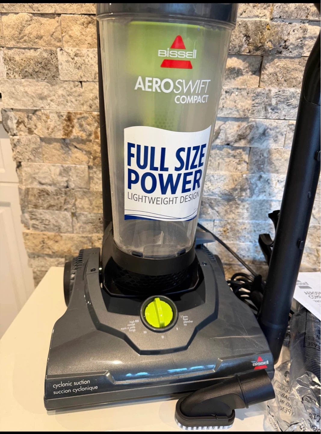 Bissell AeroSwift Compact Upright Bagless Vacuum - photo 5