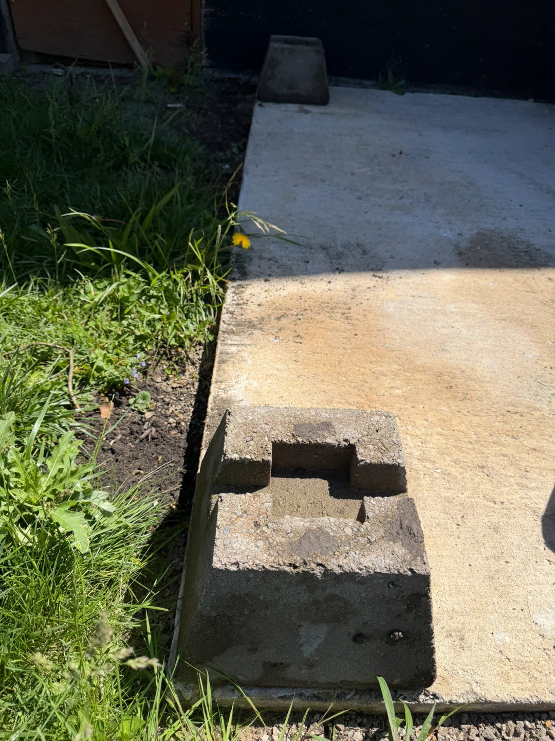 Concrete Patio Blocks- 4 units - photo 2