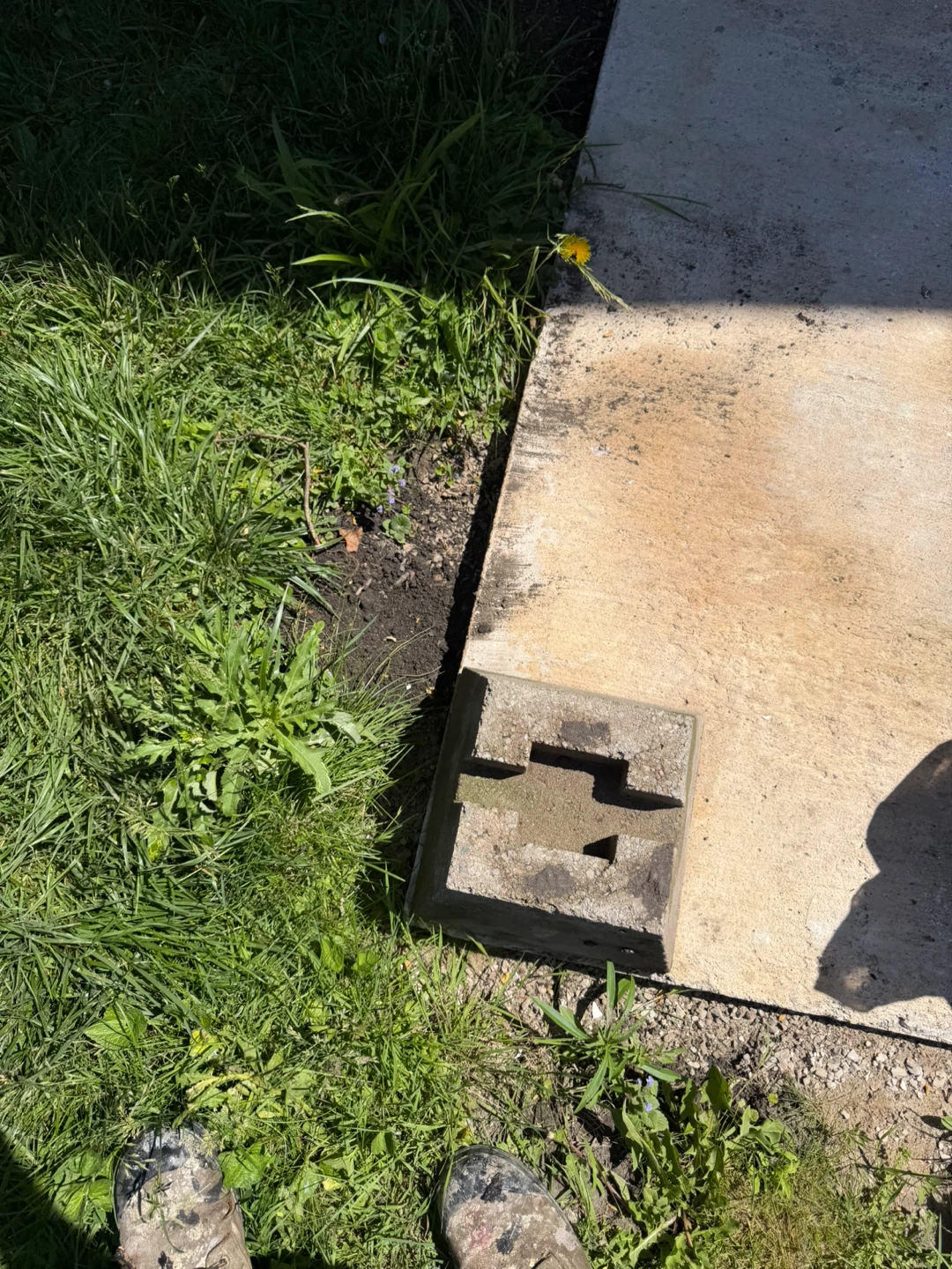 Concrete Patio Blocks- 4 units - photo 3