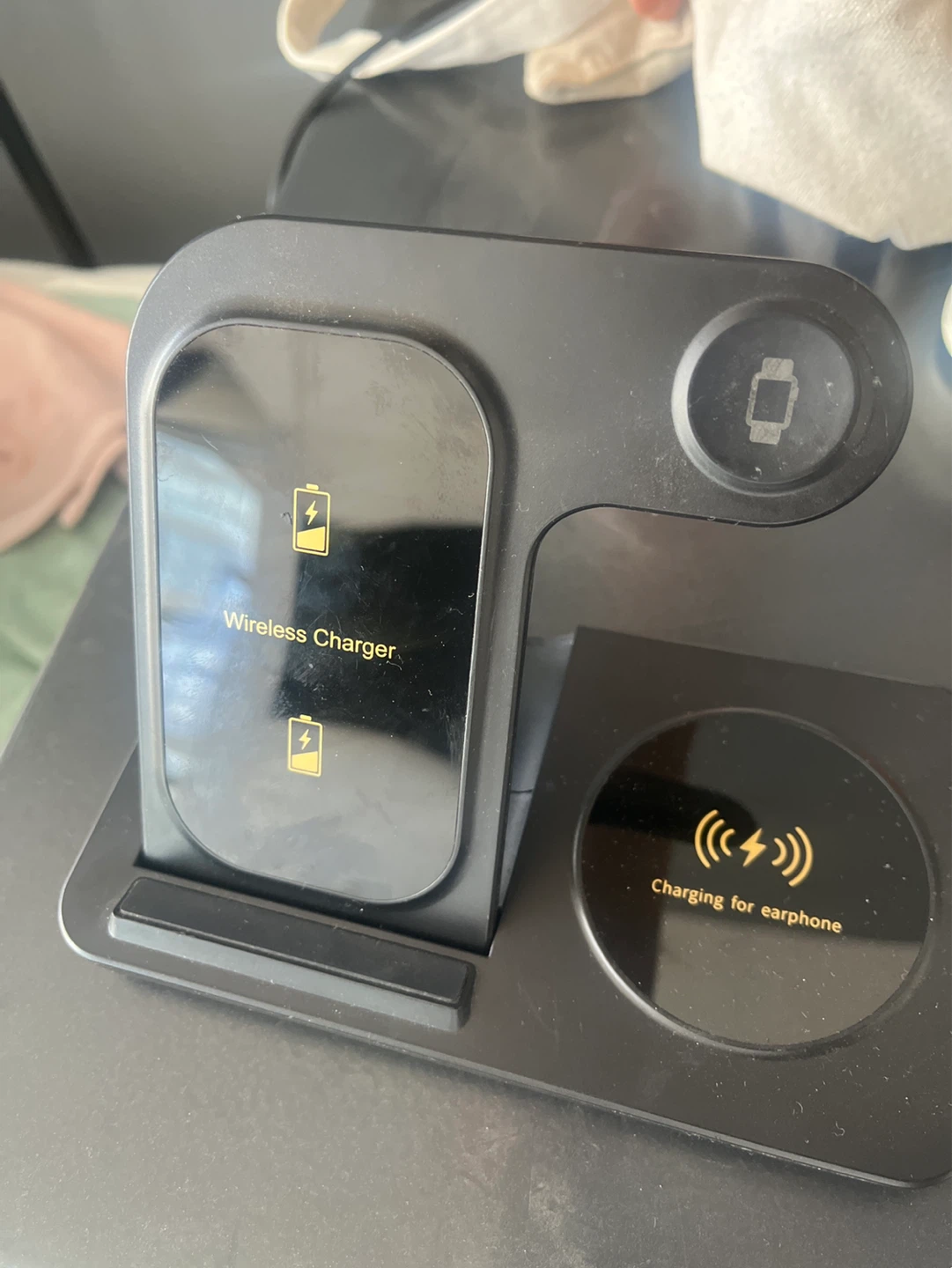 3-in-1 Wireless Charging Station/dock