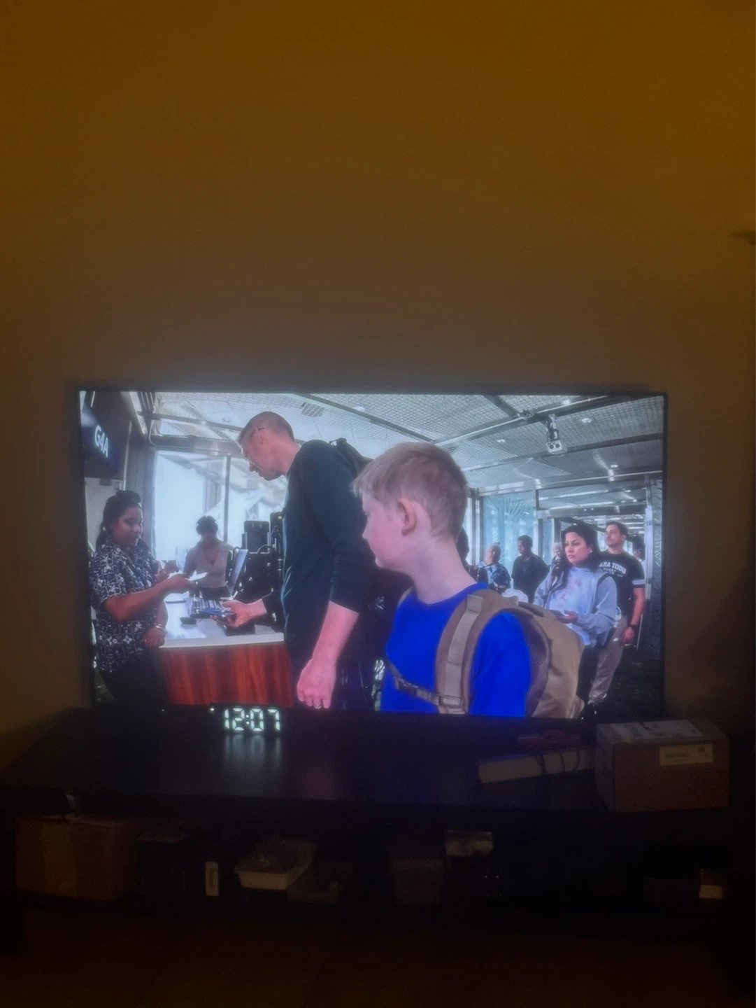 55 Inch 4k OLED TV | SmartHd  | Comes with Box - photo 2
