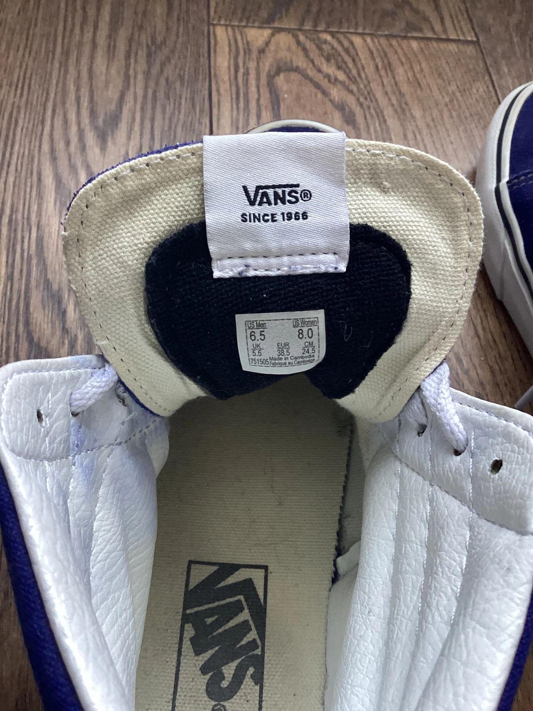 VANS HI TOP RUNNING SHOES - photo 4