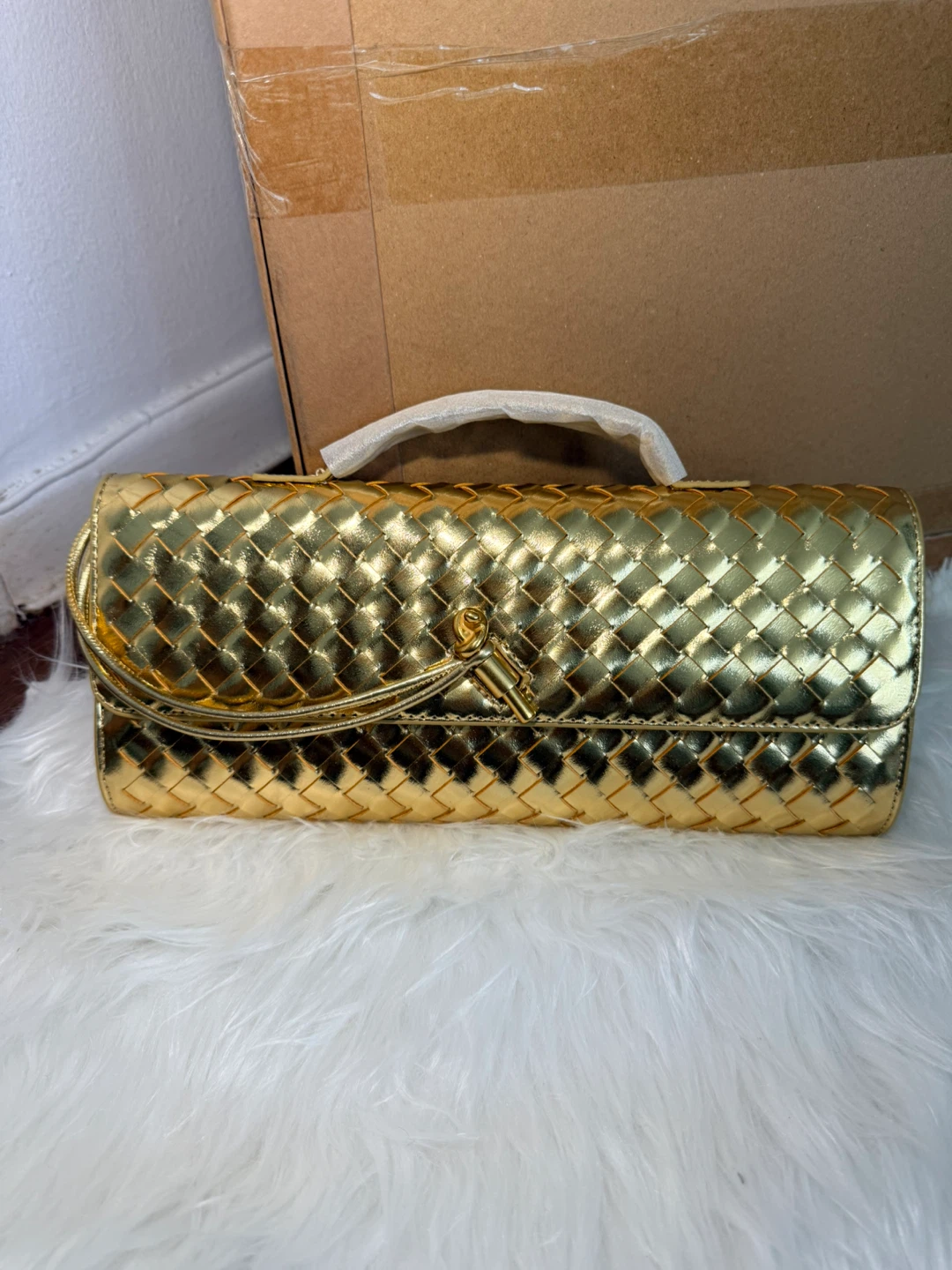 Gold bottega bag - photo 2