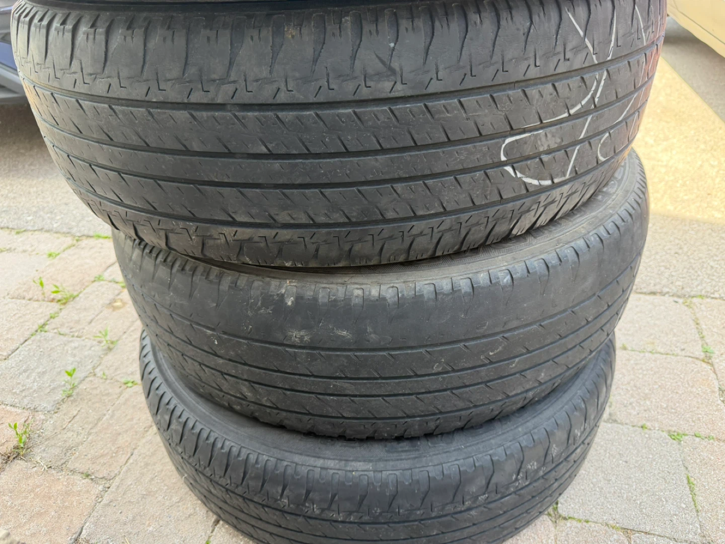 4 Goodyear Assurance Fuel Max Tires - photo 4
