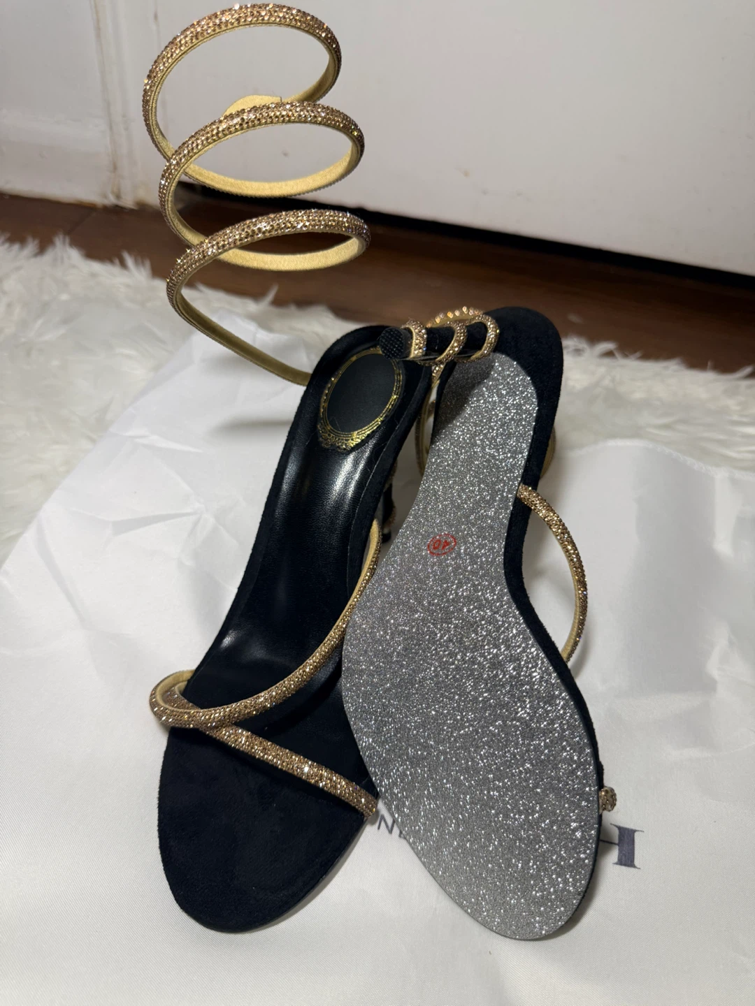 Gold heel - photo 4