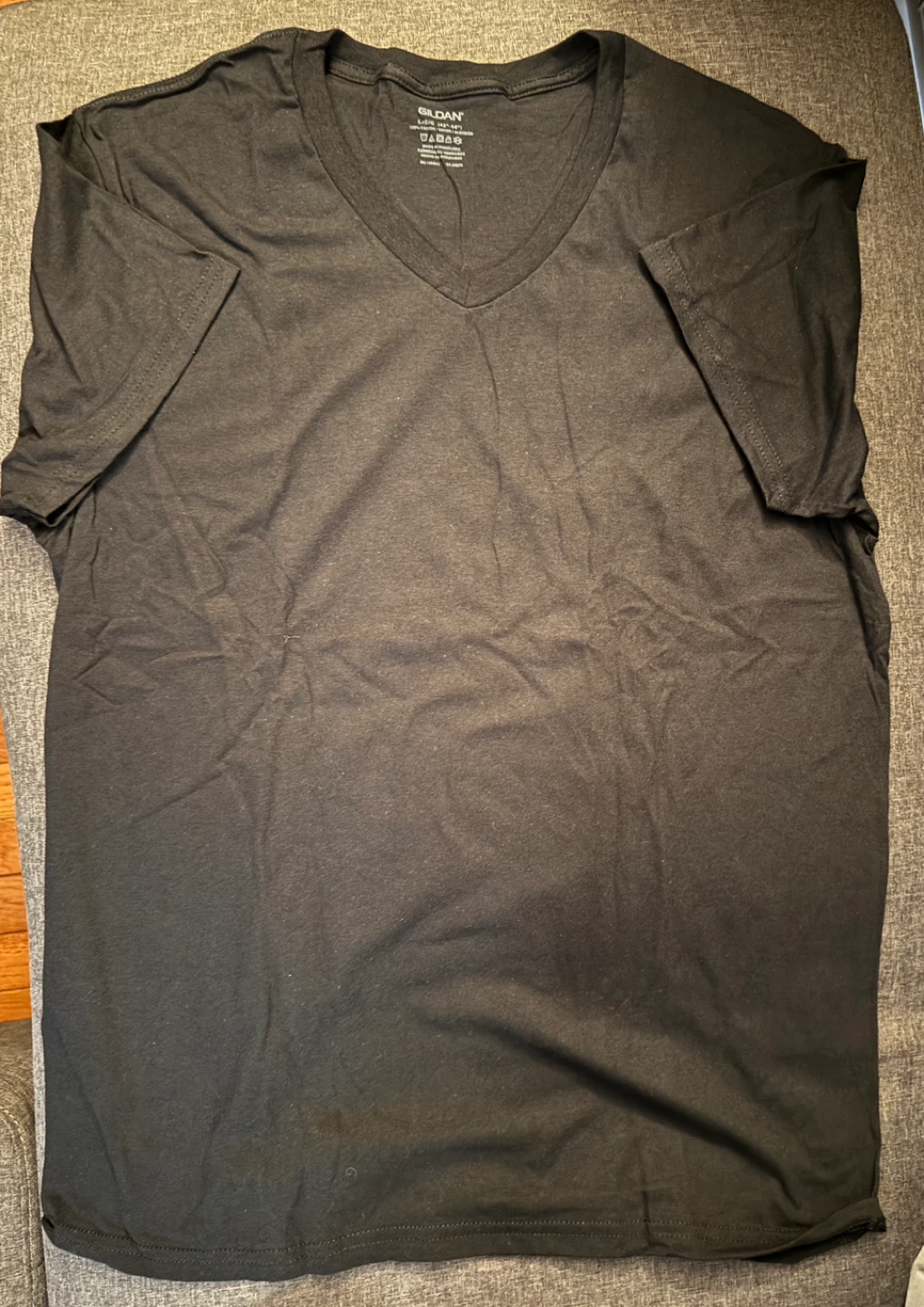 New Gilden large v-neck t-shirts 9-pack - photo 4