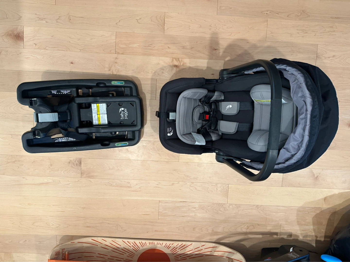 Baby Jogger City GO Infant Car Seat and Base - photo 2