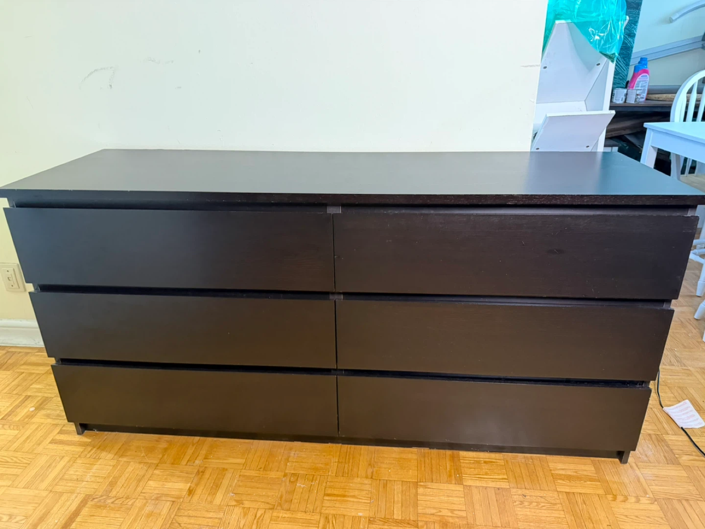 Black 6-Drawer Dresser