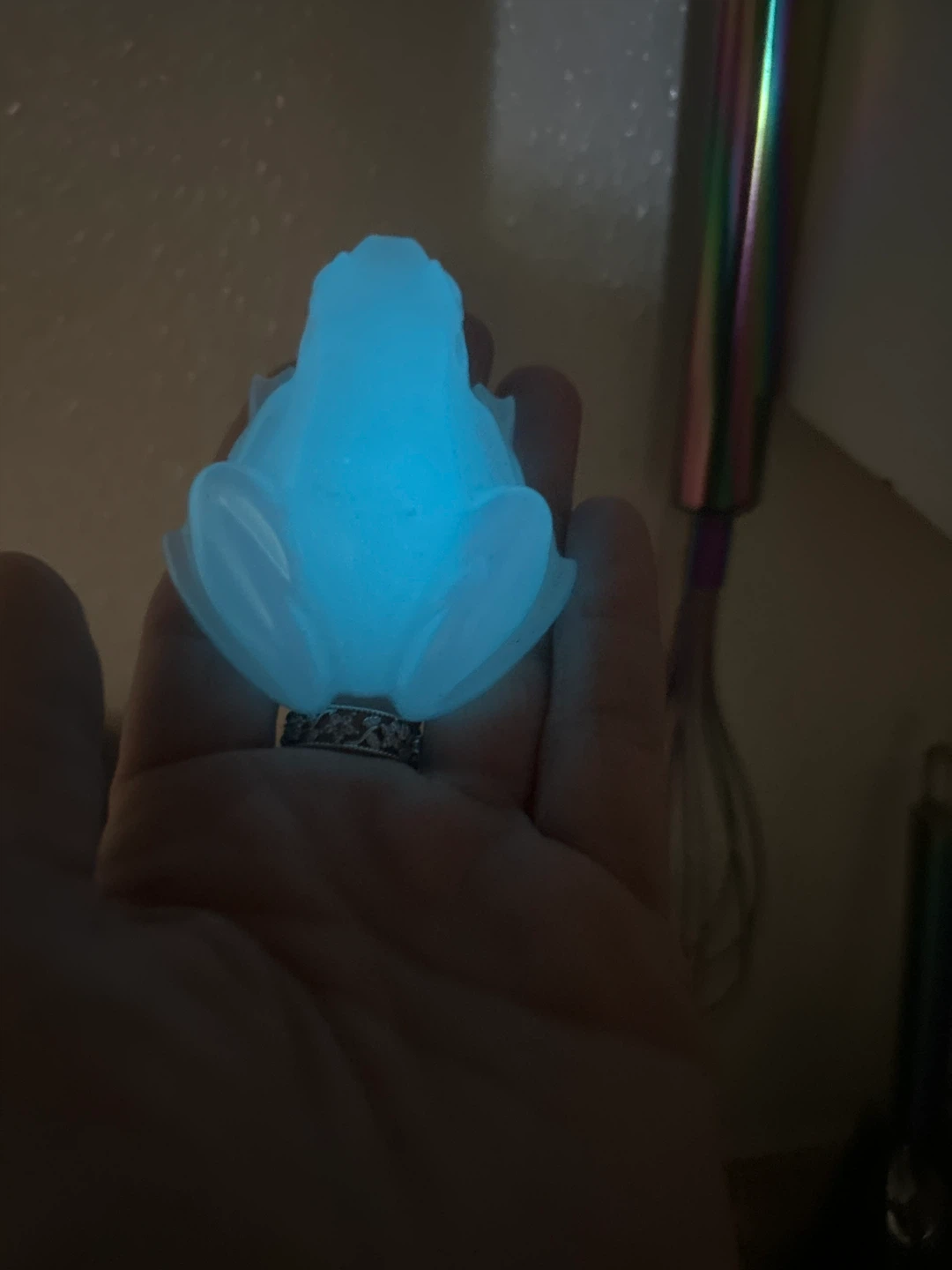 Glow-in-the-Dark Frog Figurine - photo 4