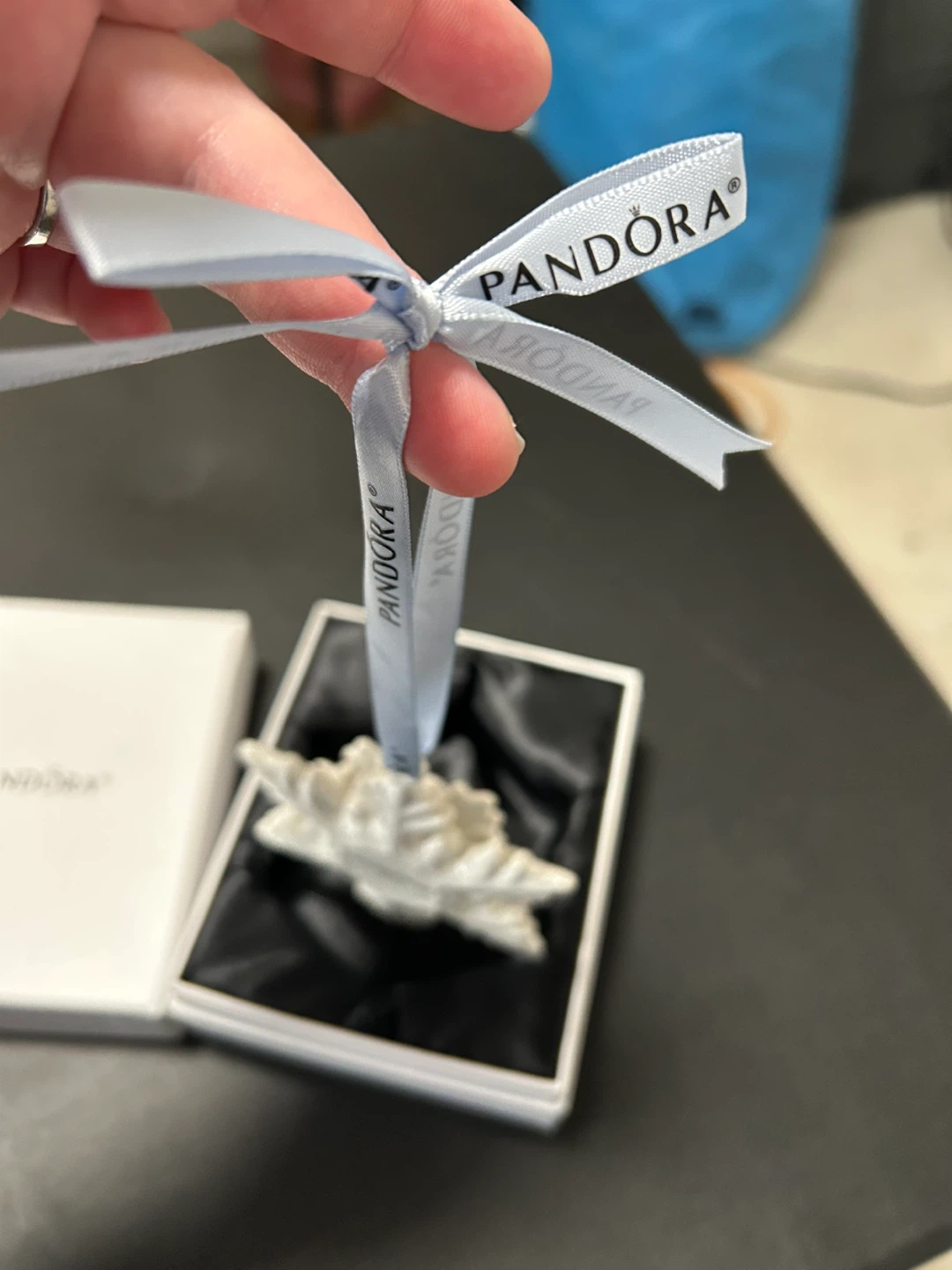 Pandora 2015 Snowflake Ornament - photo 5