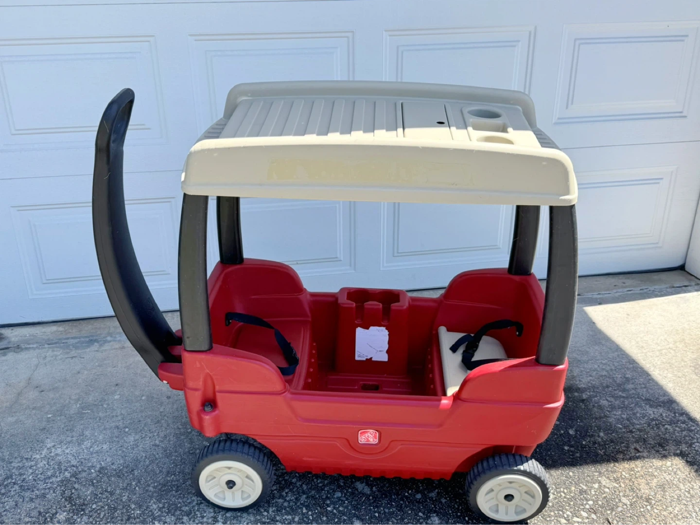 ⭐️SALE⭐️90% New Step2 Red Wagon with Canopy