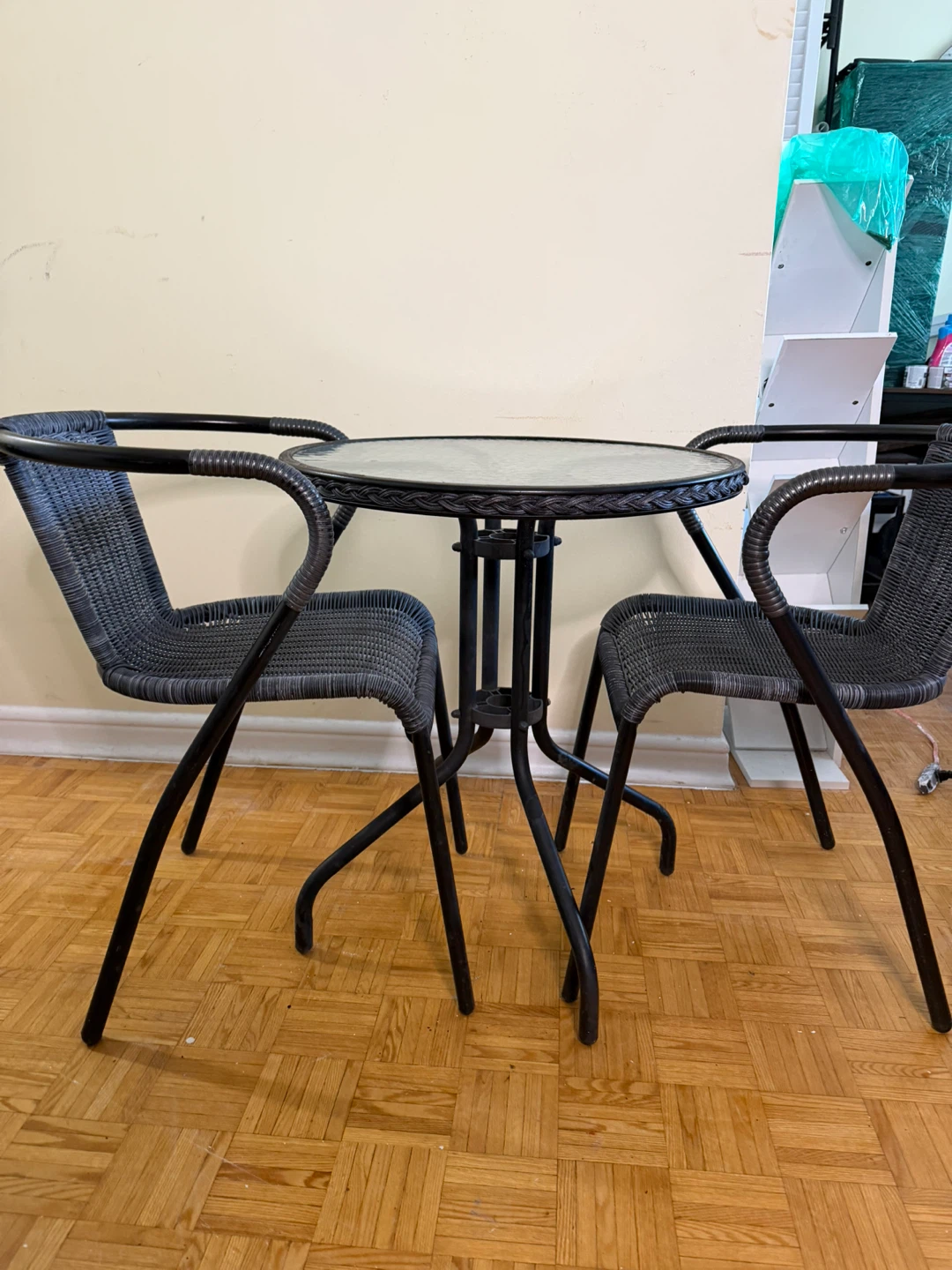 Wicker patio bistro set with glass table - photo 5