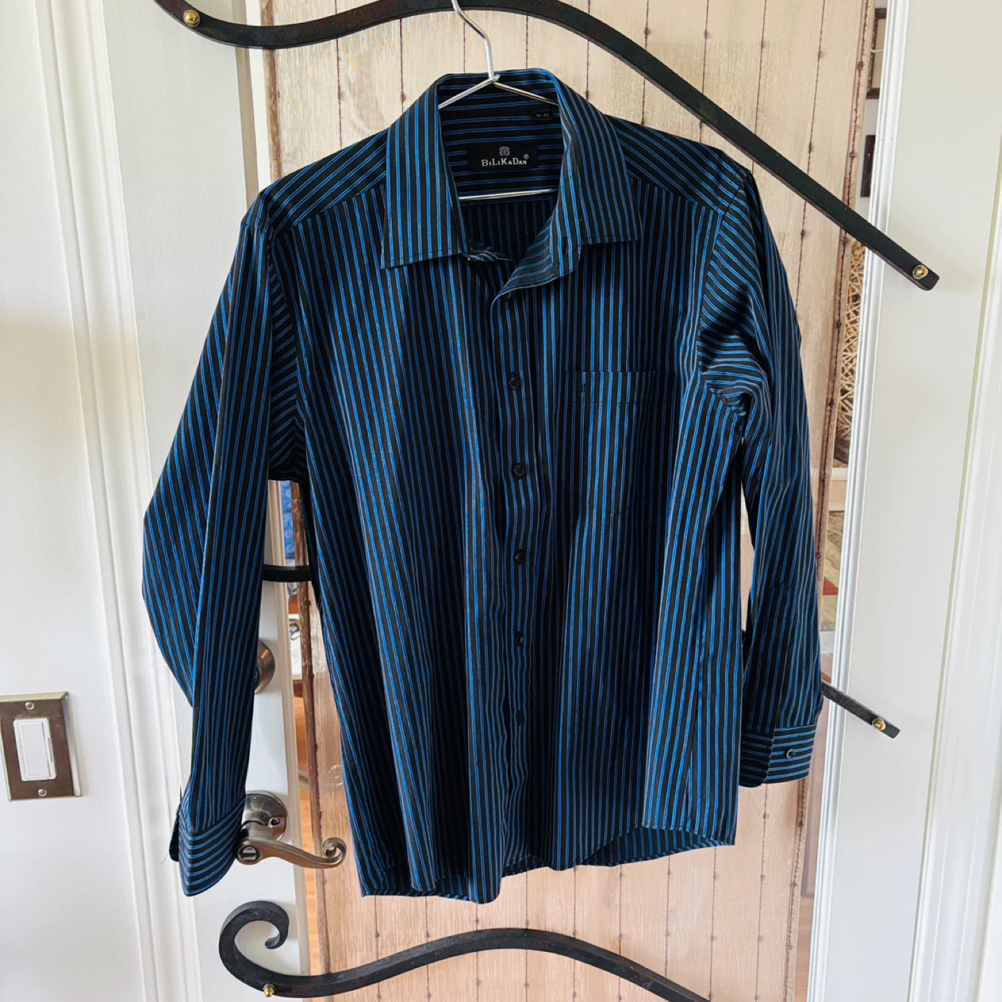 BILIKADAN Men's Striped Dress Shirt