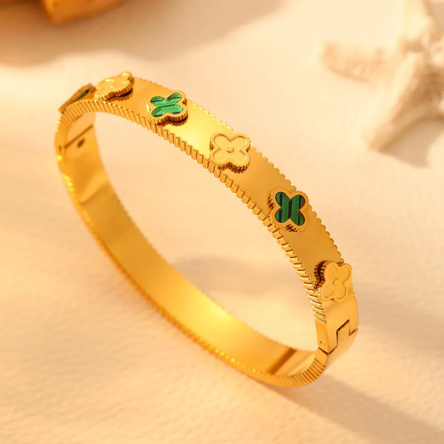 Clover Sparkle Bangle Collection - photo 2